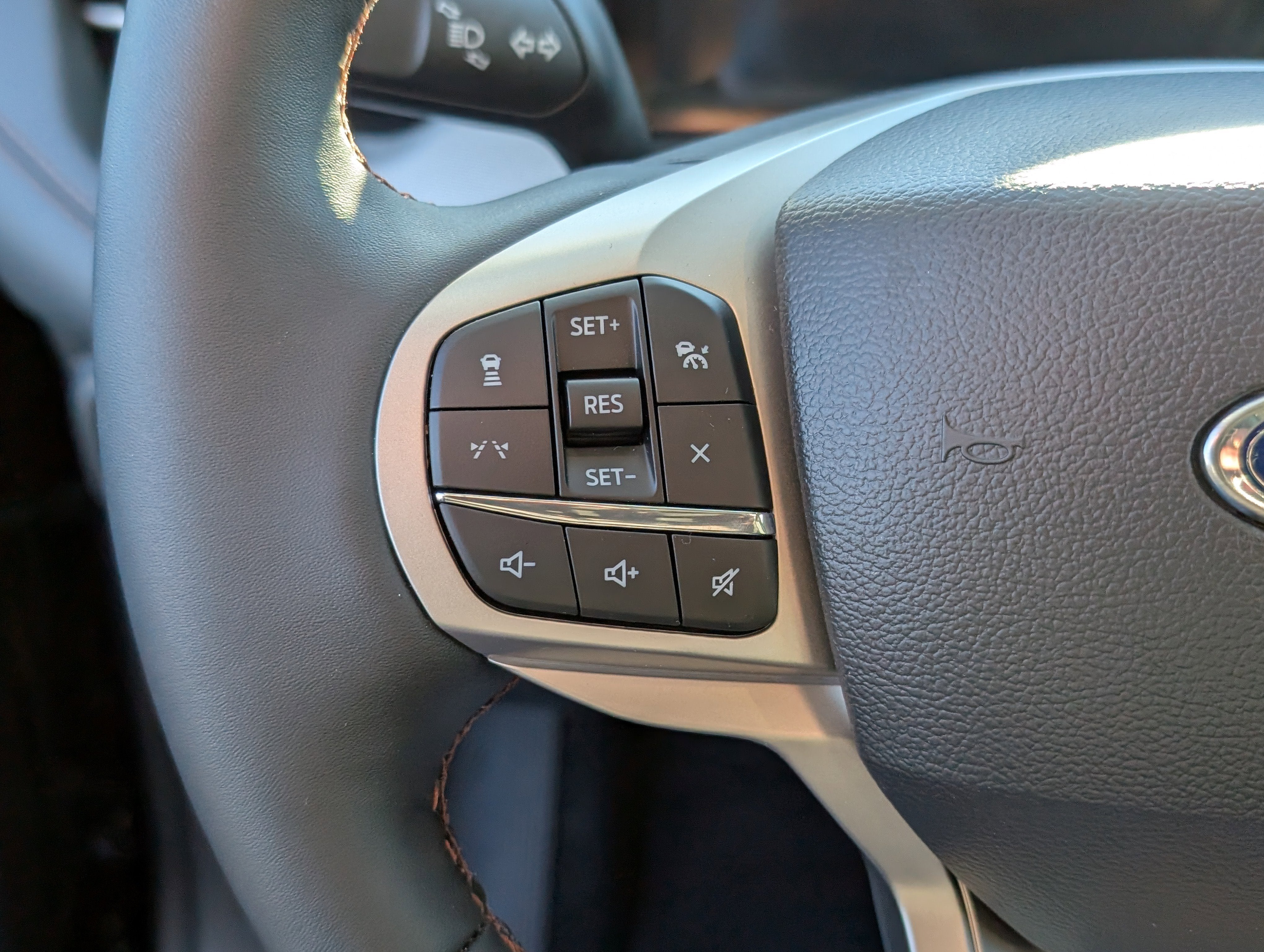 2026 Ford Explorer Active with 200A Pkg