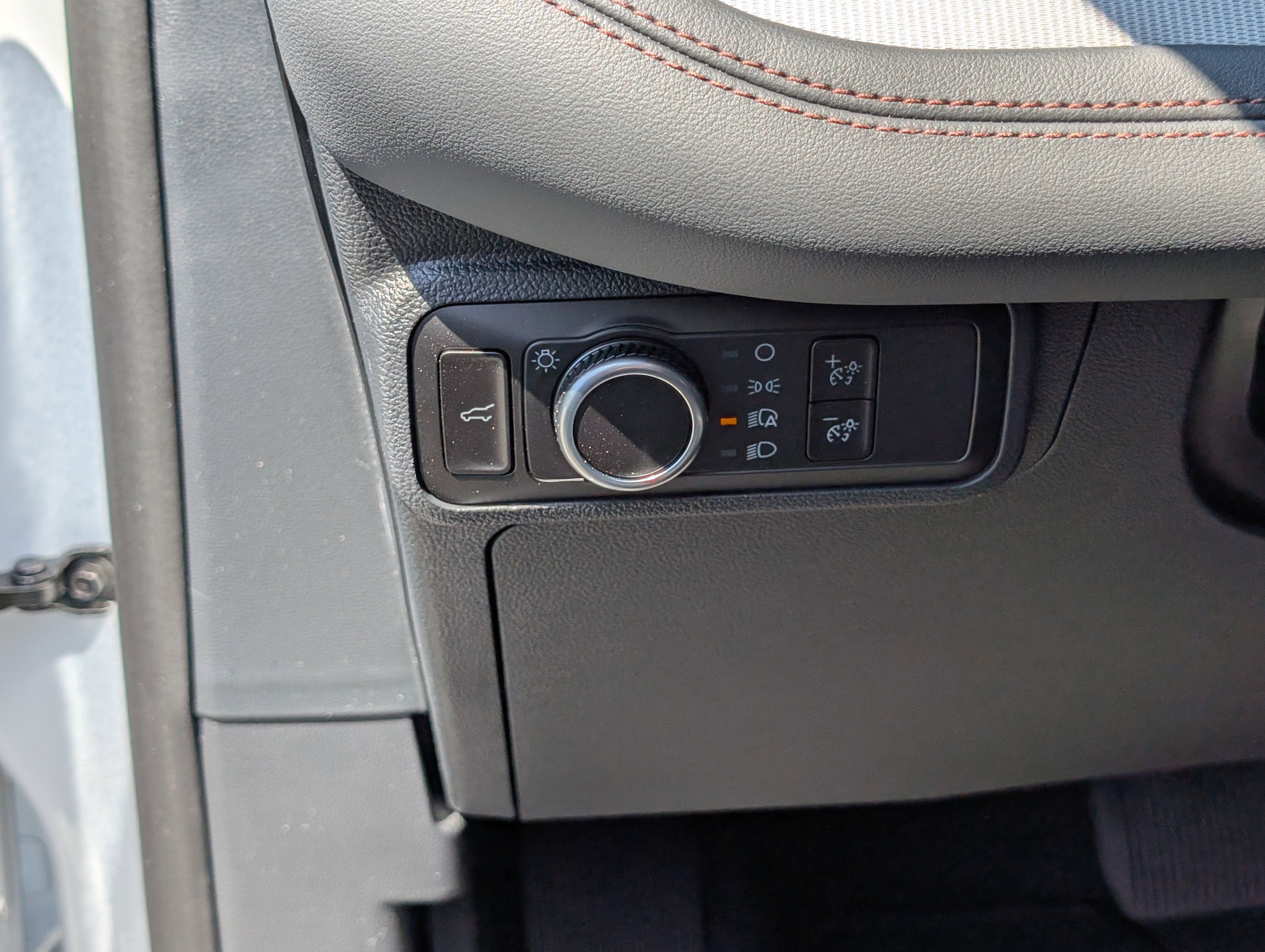 2026 Ford Explorer Active with 200A Pkg