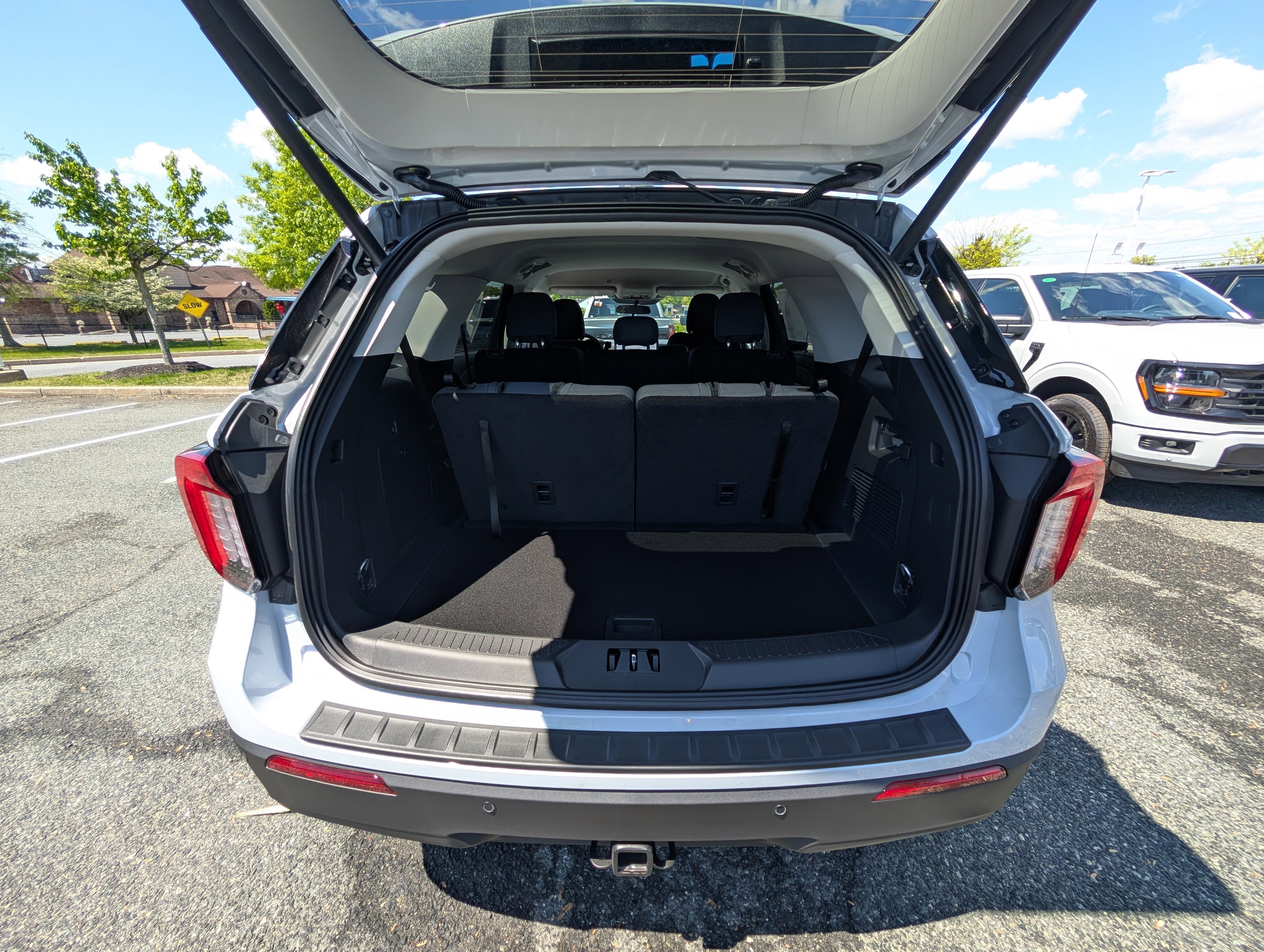 2026 Ford Explorer Active with 200A Pkg