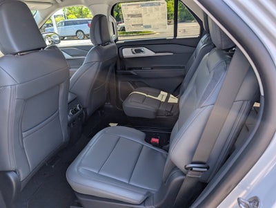 2026 Ford Explorer Active with 200A Pkg