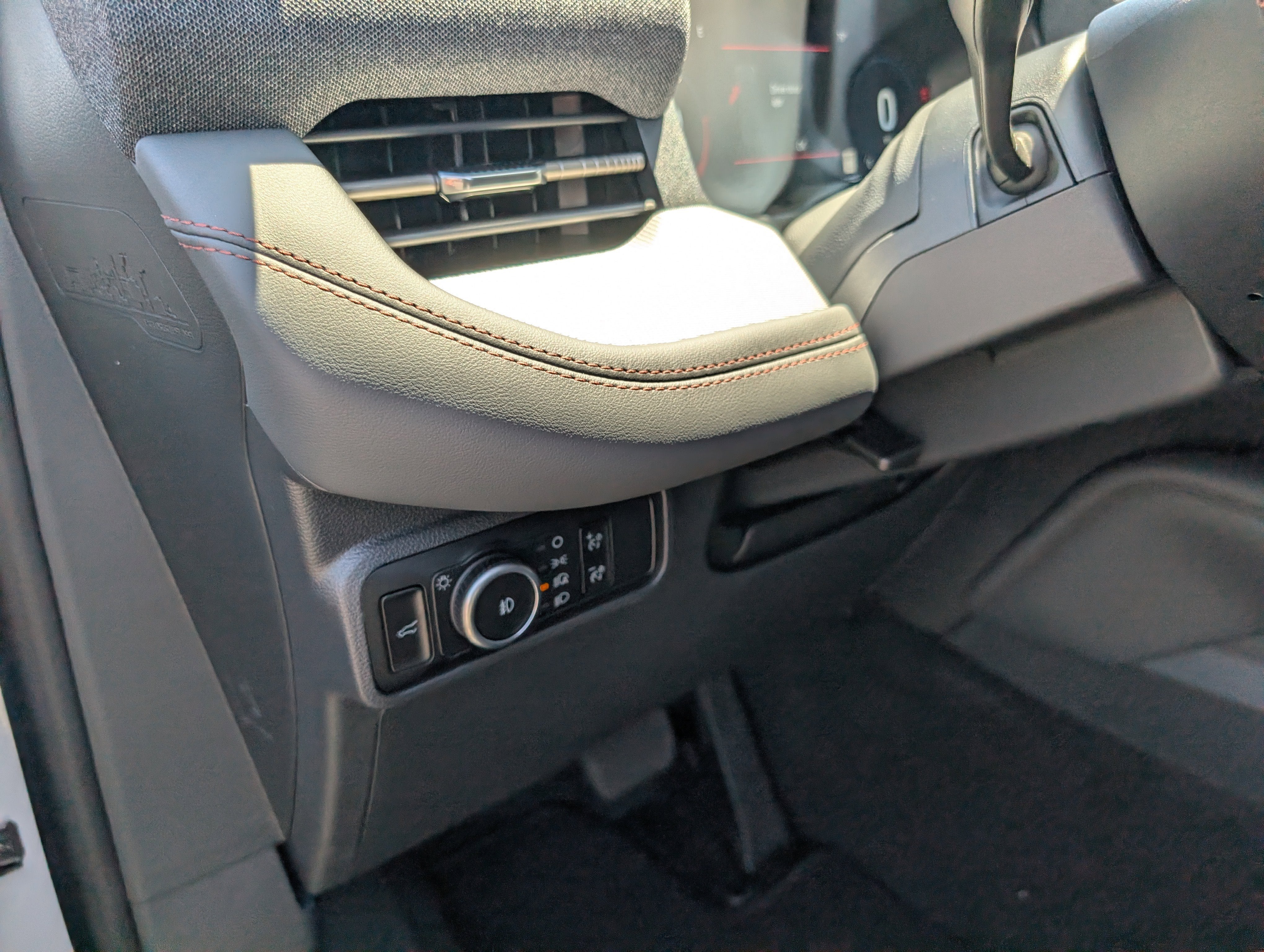 2026 Ford Explorer Active with 200A Pkg