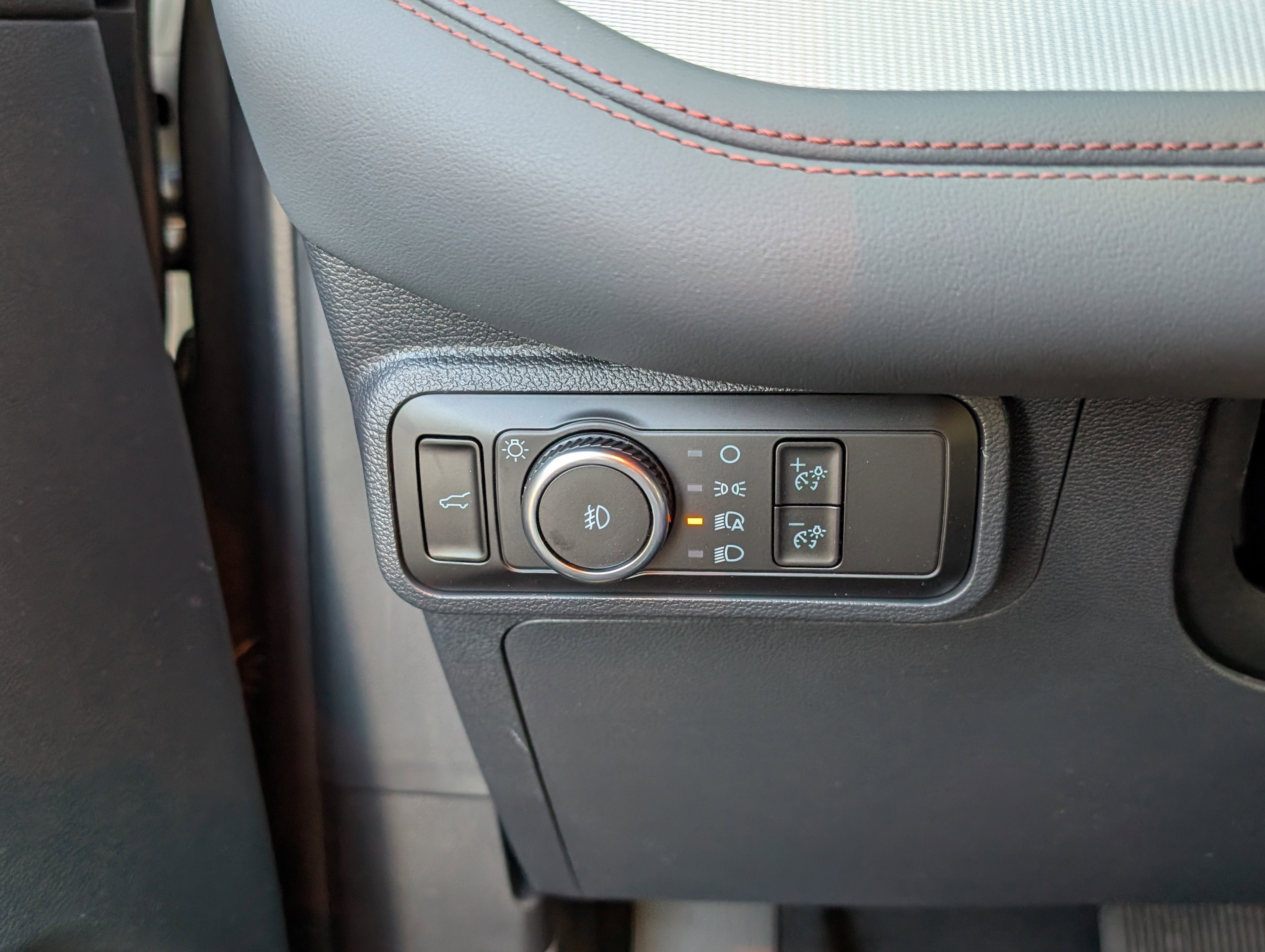 2026 Ford Explorer Active with 200A Pkg