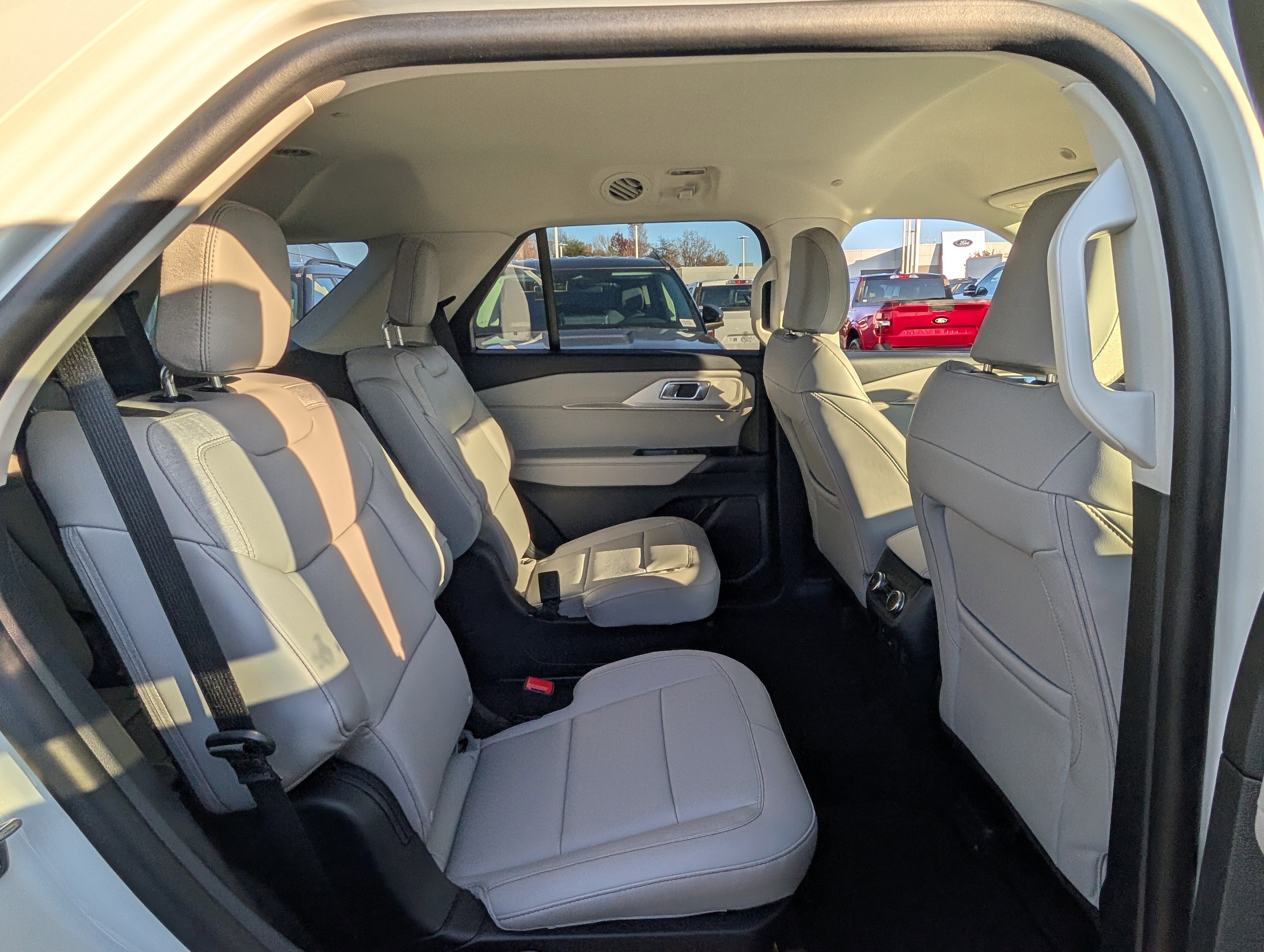 2026 Ford Explorer Active with 200A Pkg