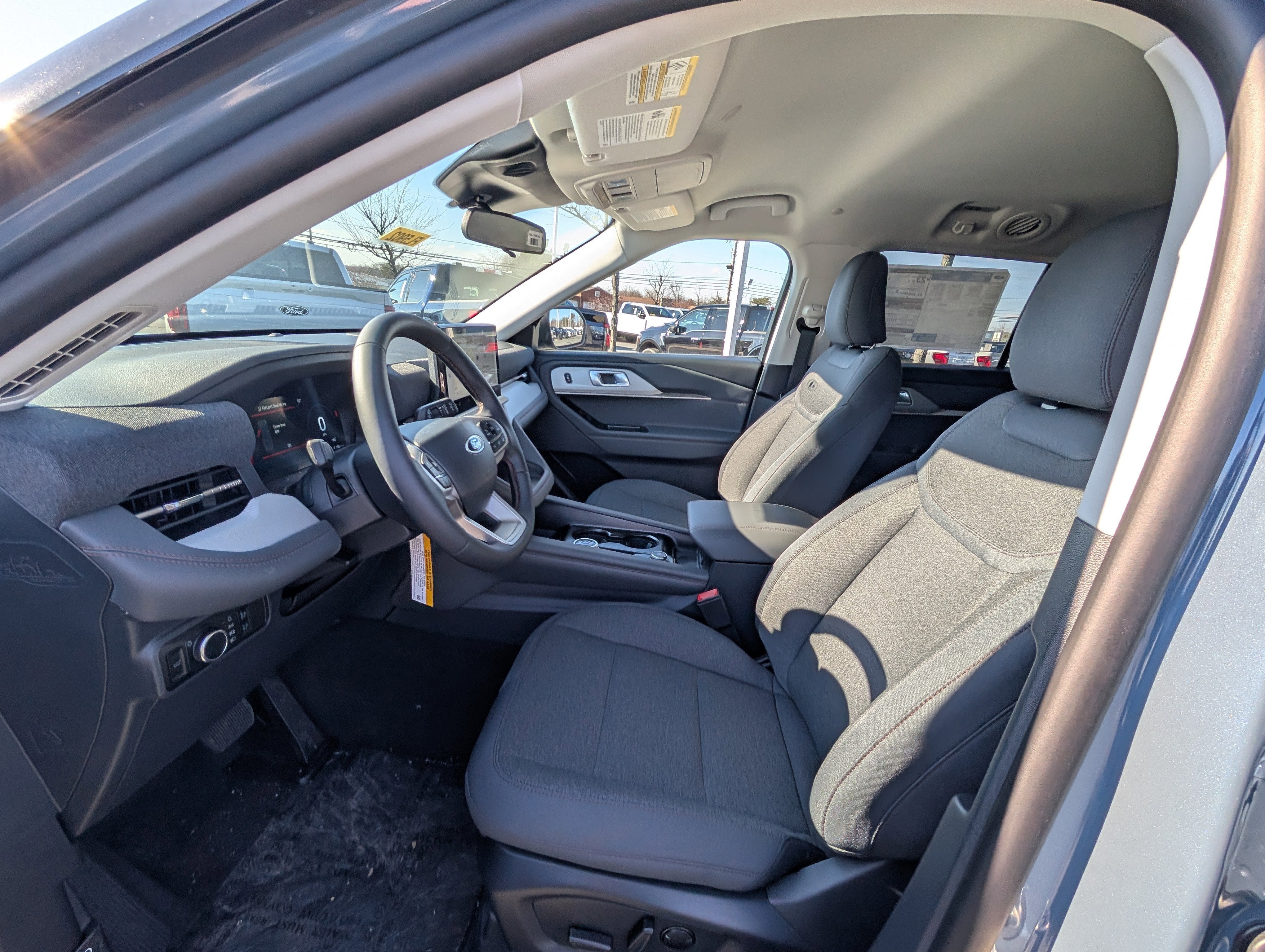 2026 Ford Explorer Active w/200A Pkg