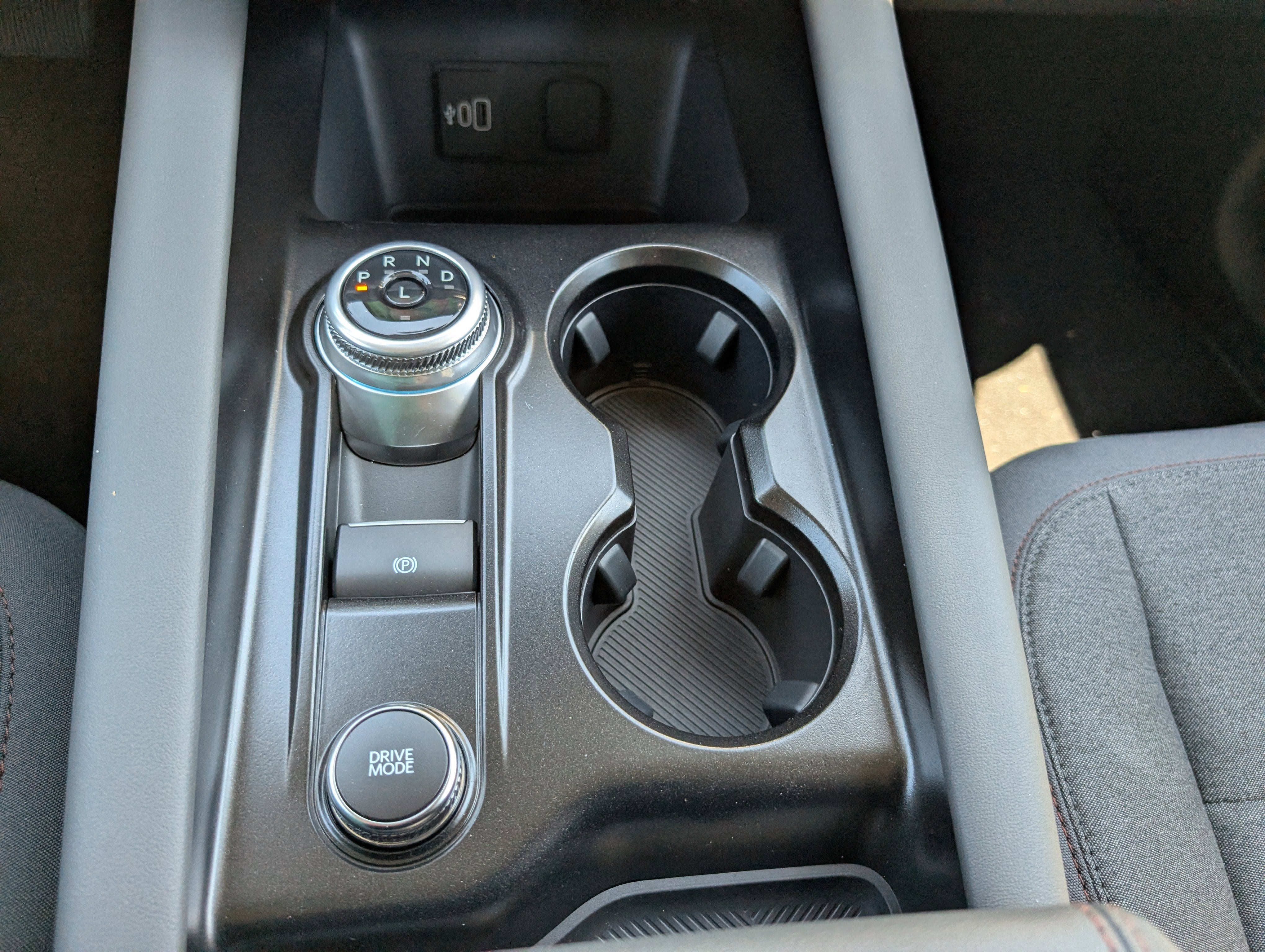 2026 Ford Explorer Active with 100A Pkg