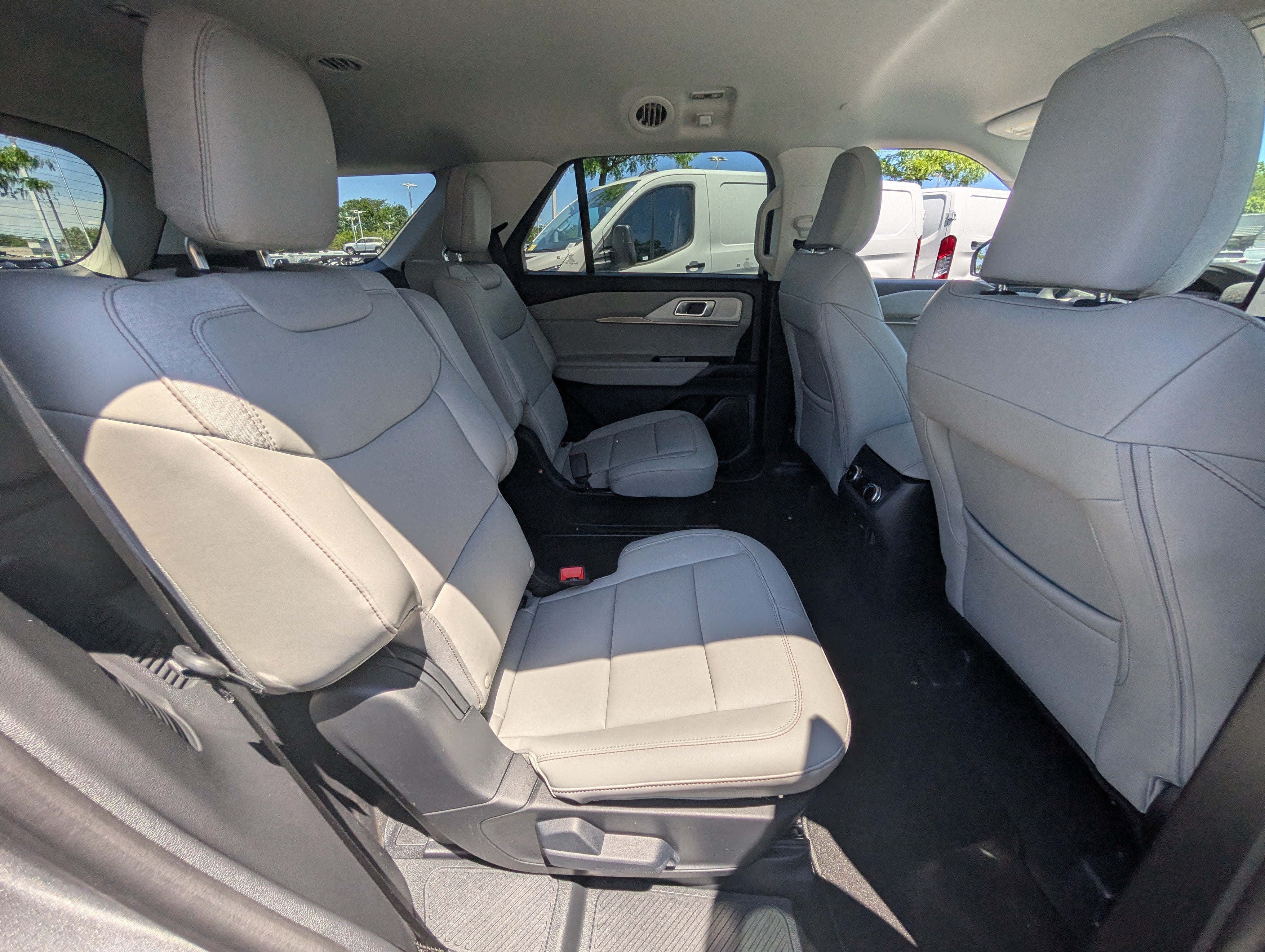 2026 Ford Explorer Active with 200A Pkg