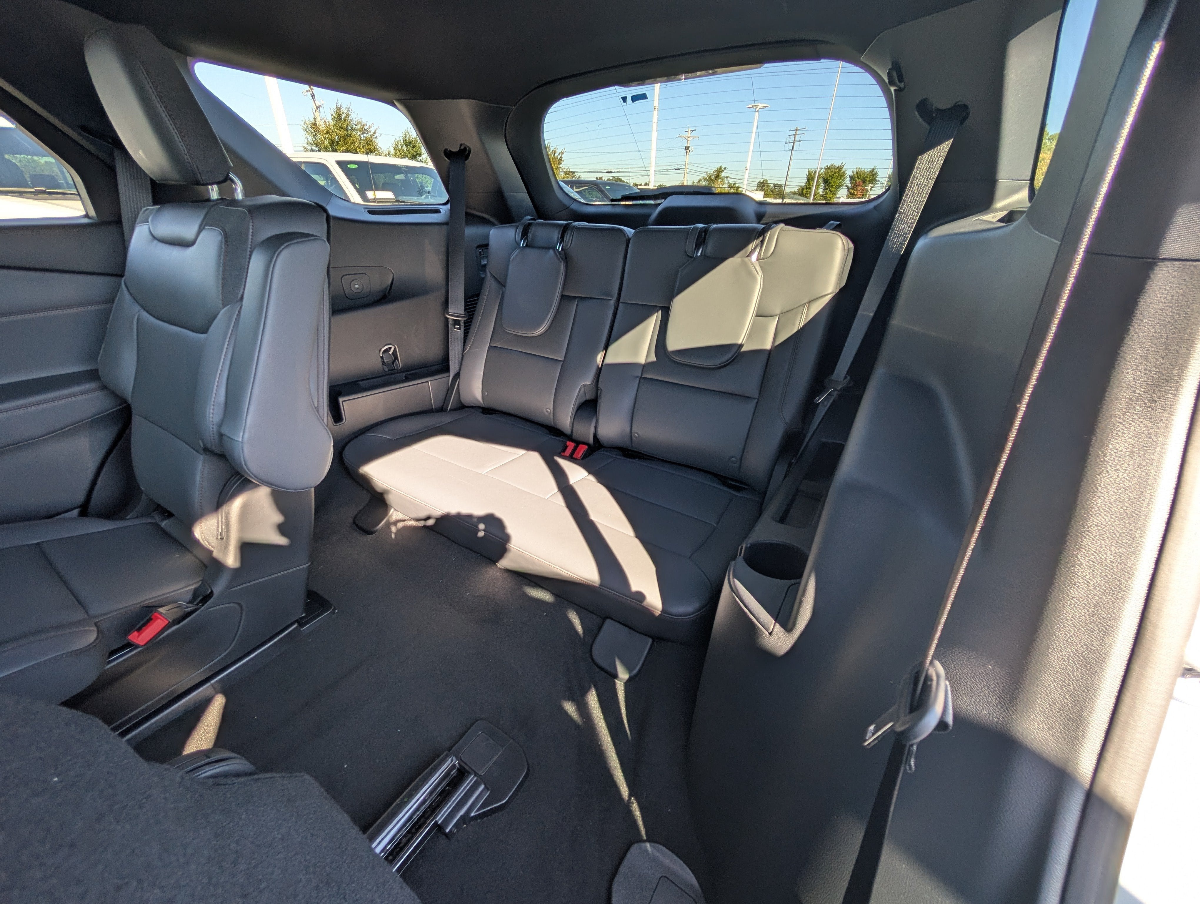 2027 Ford Explorer Active with 200A Pkg