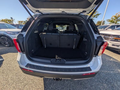 2027 Ford Explorer Active with 200A Pkg