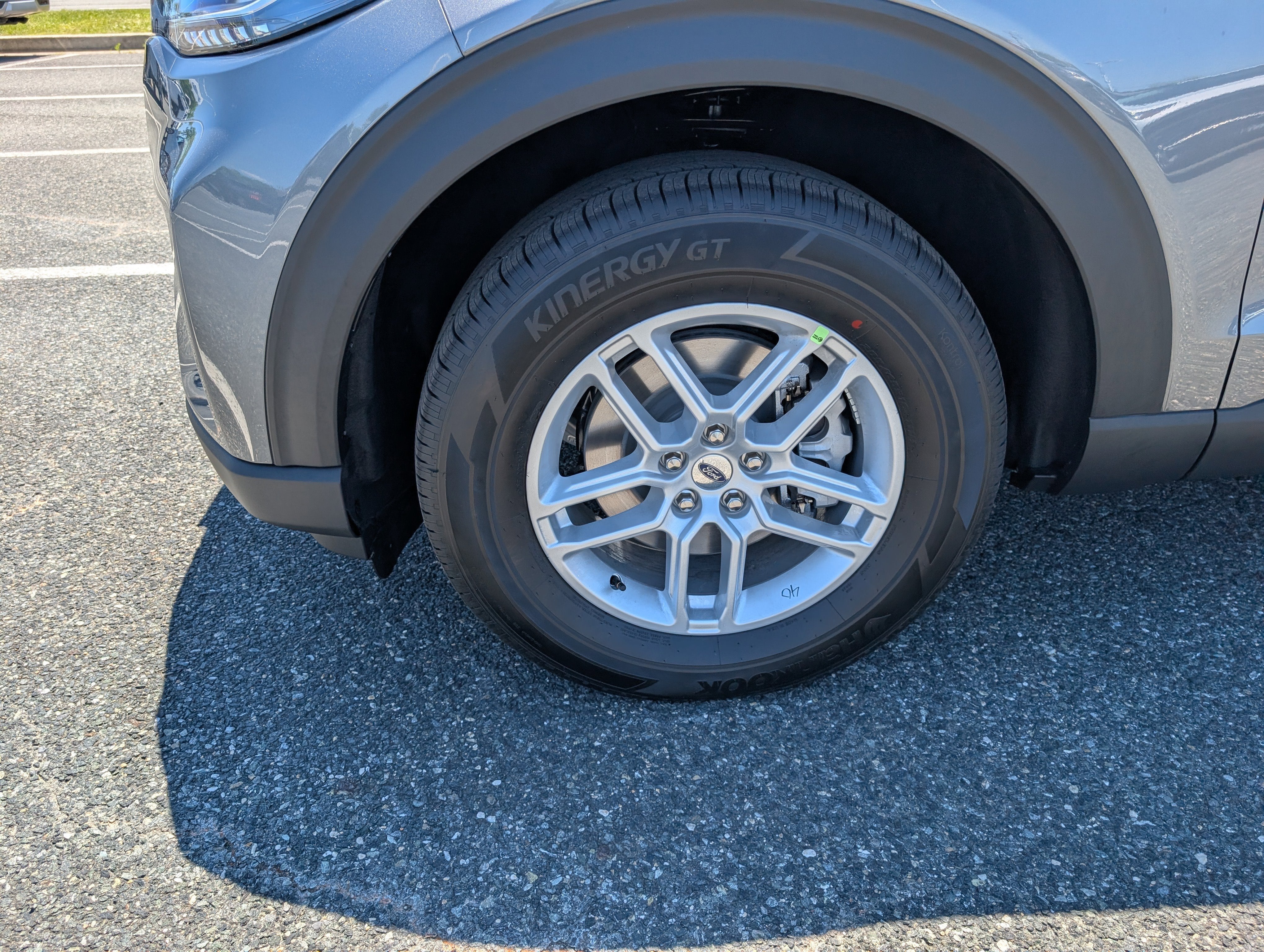 2026 Ford Explorer Active with 200A Pkg