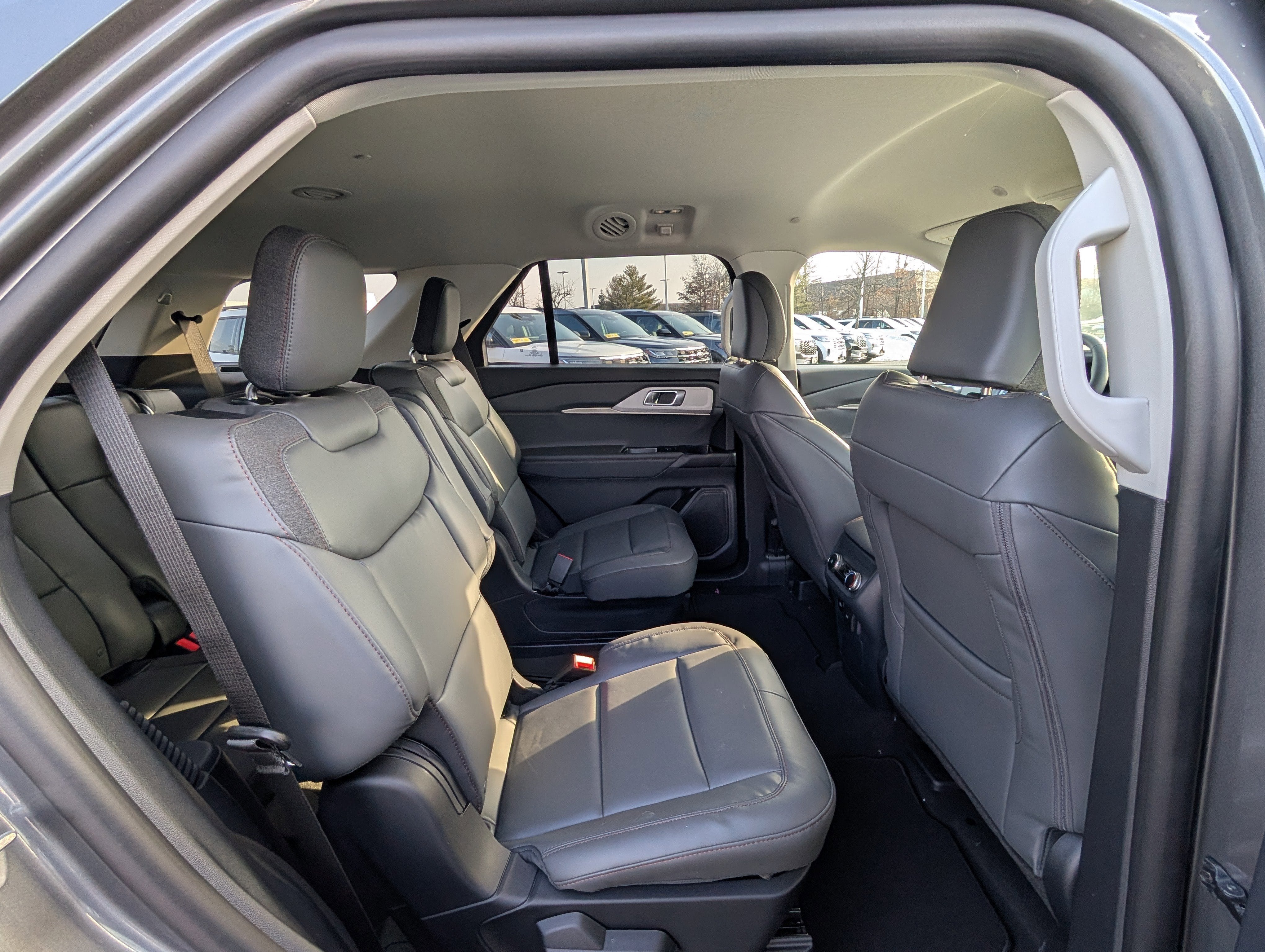 2026 Ford Explorer Active with 200A Pkg