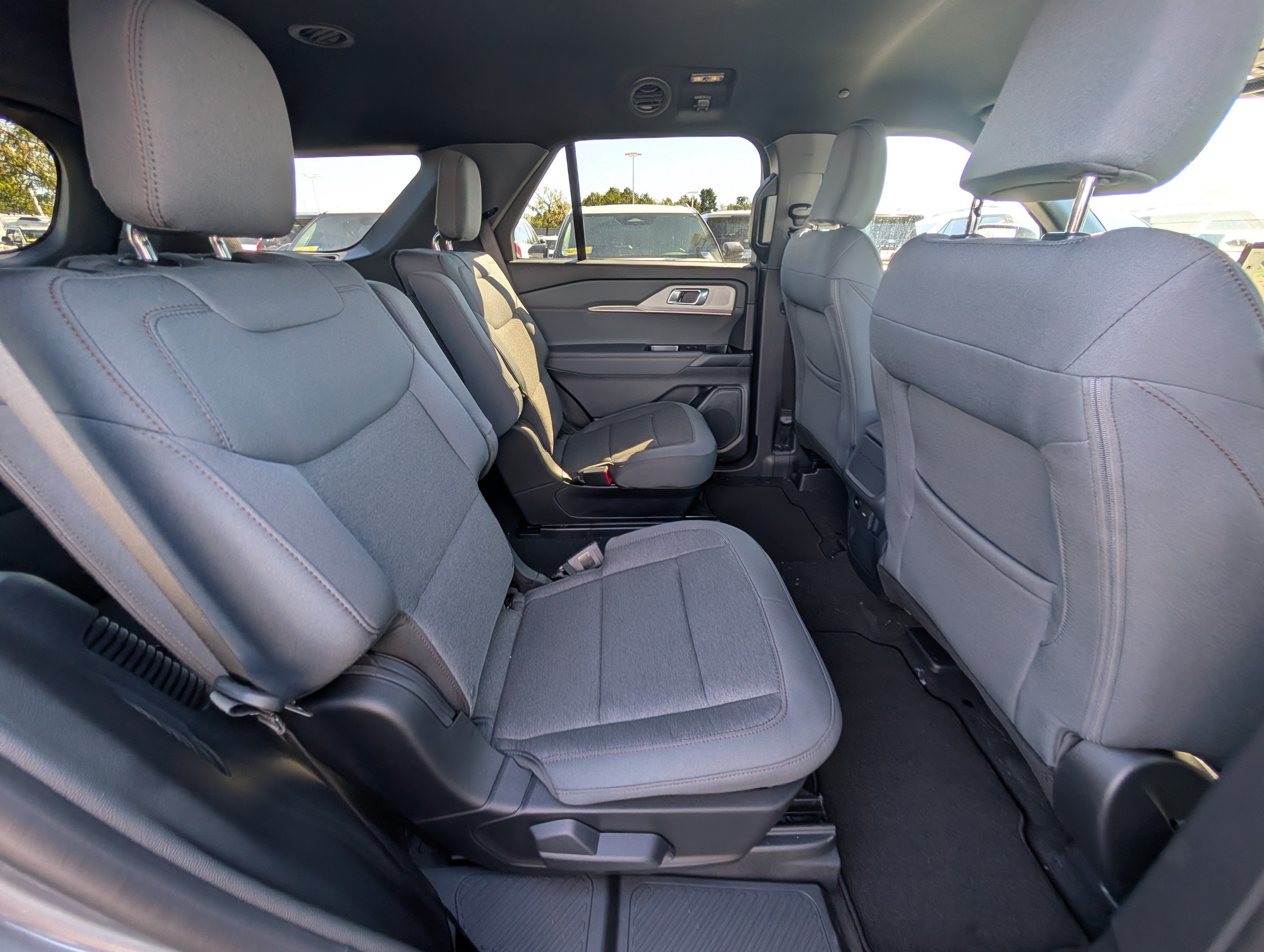2027 Ford Explorer Active with 200A Pkg