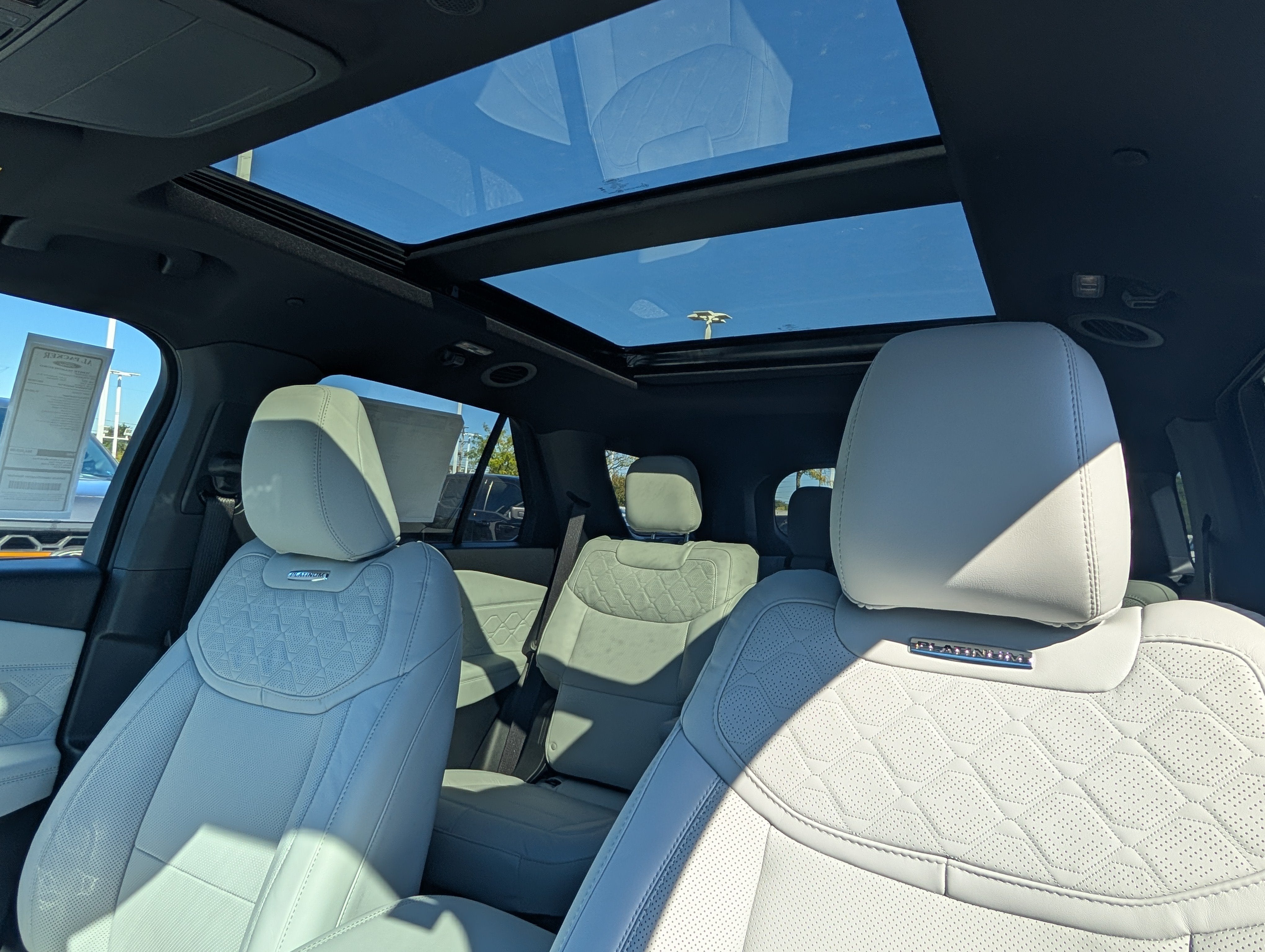 2027 Ford Explorer Platinum