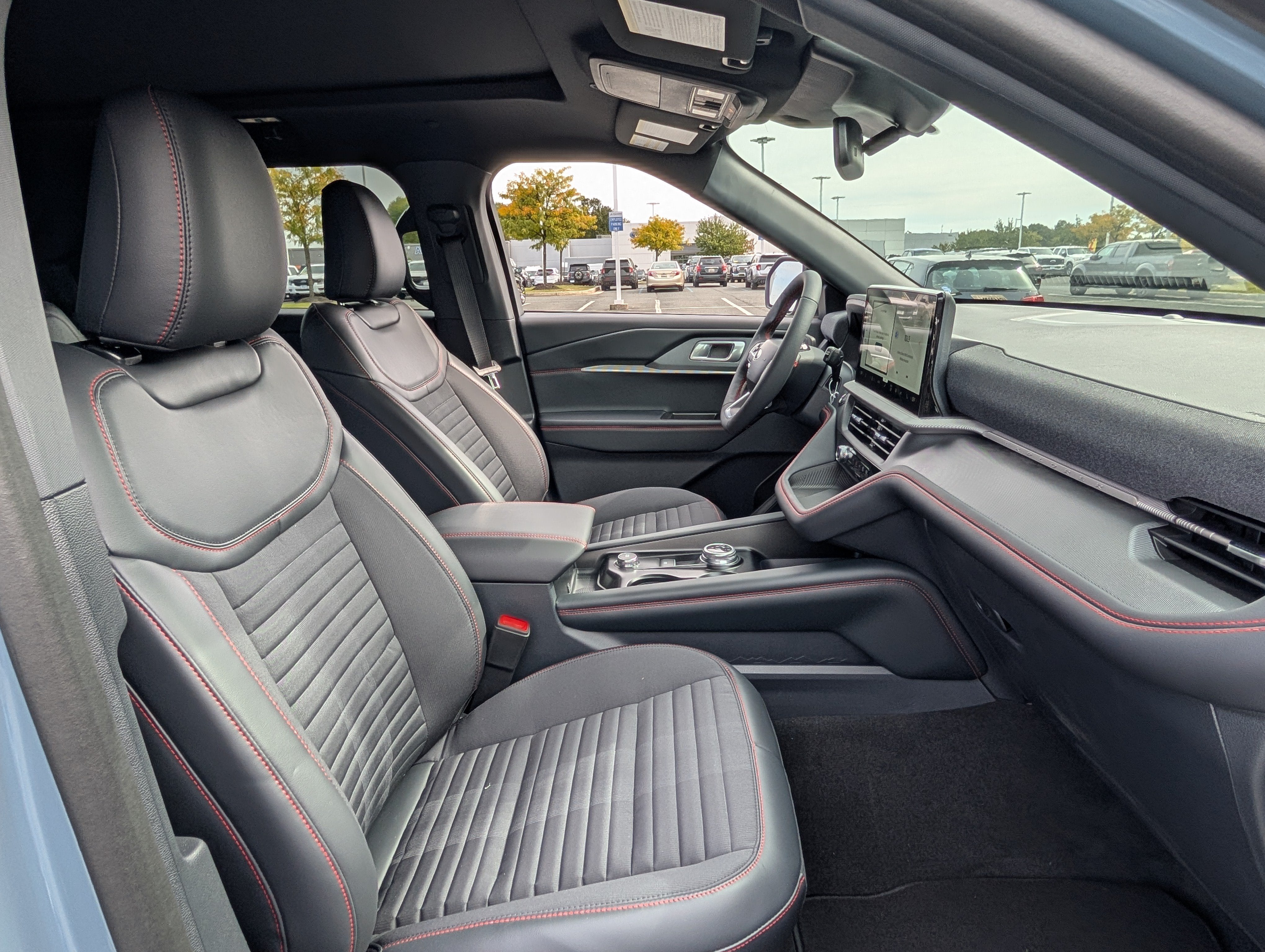 2027 Ford Explorer ST-Line
