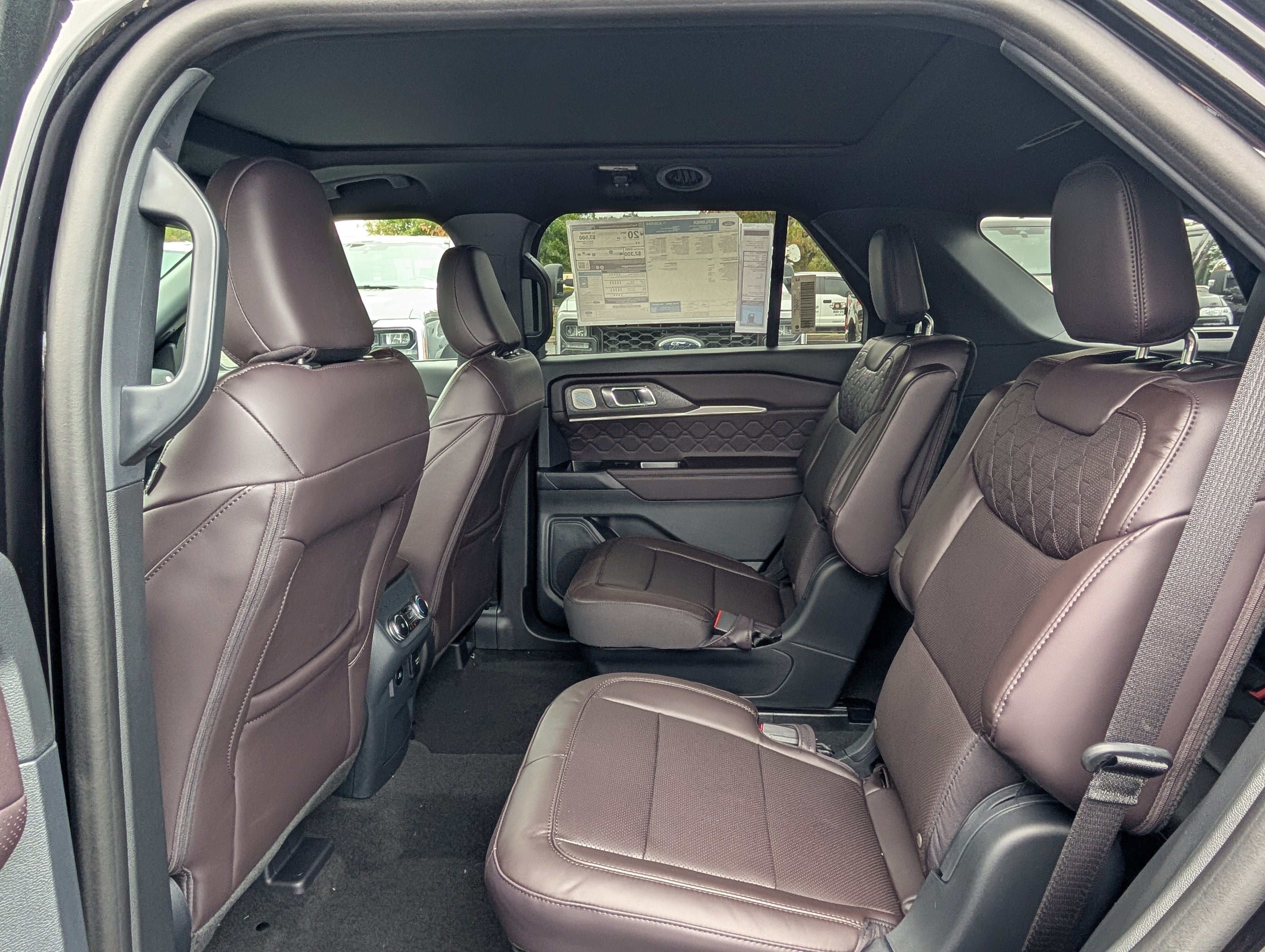 2027 Ford Explorer Platinum