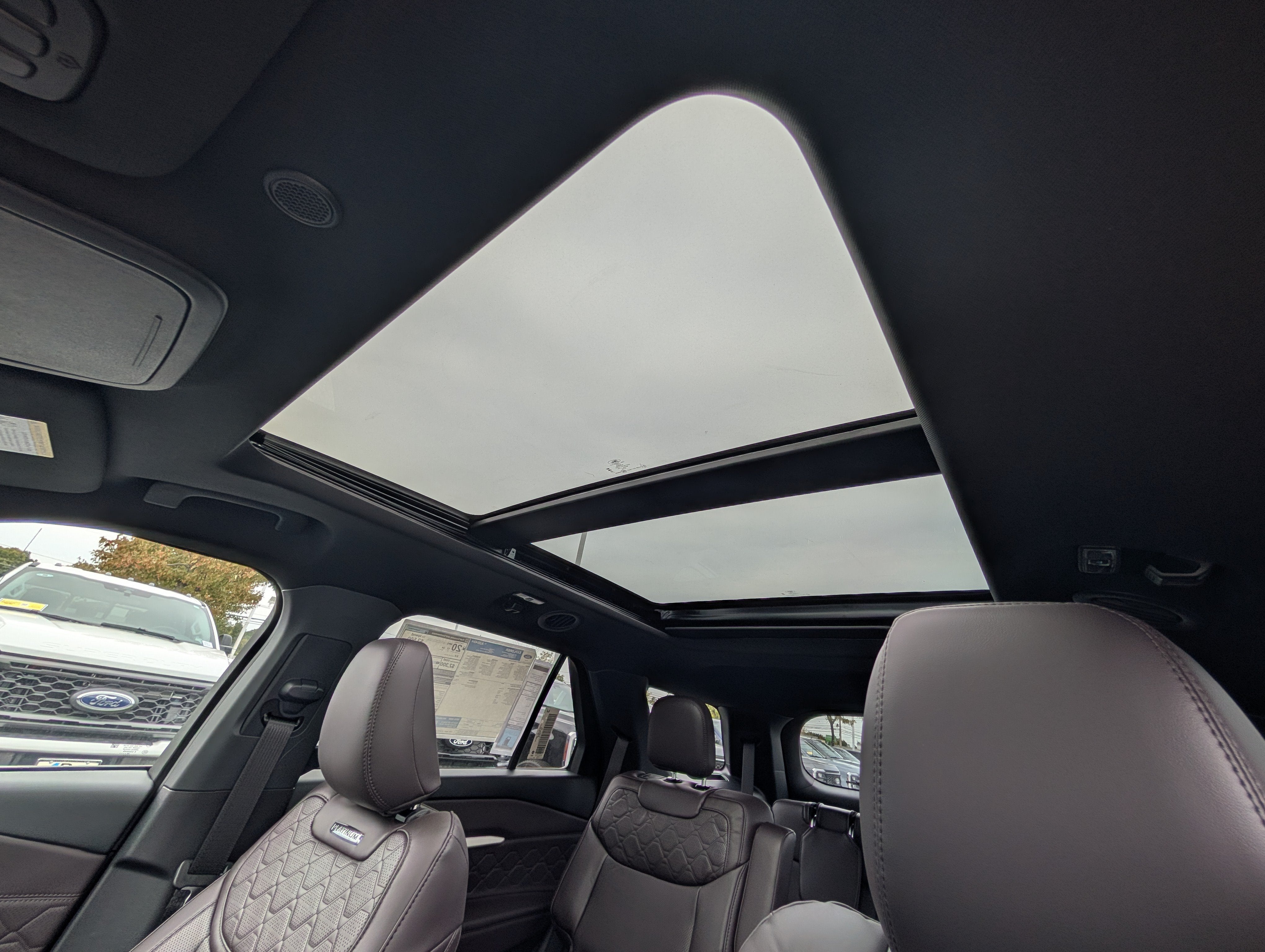 2027 Ford Explorer Platinum