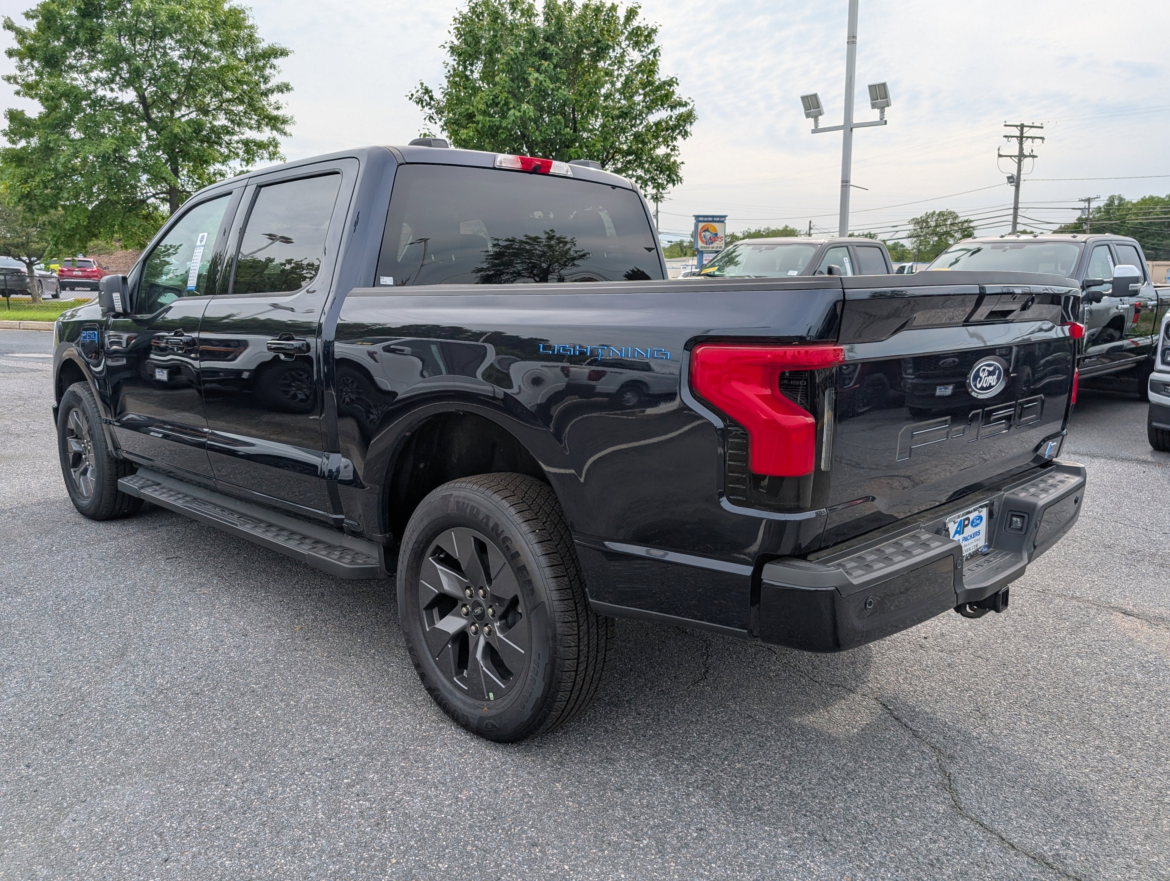 2025 Ford F-150 Lightning Flash