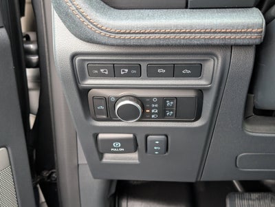 2024 Ford F-150 Lightning LARIAT