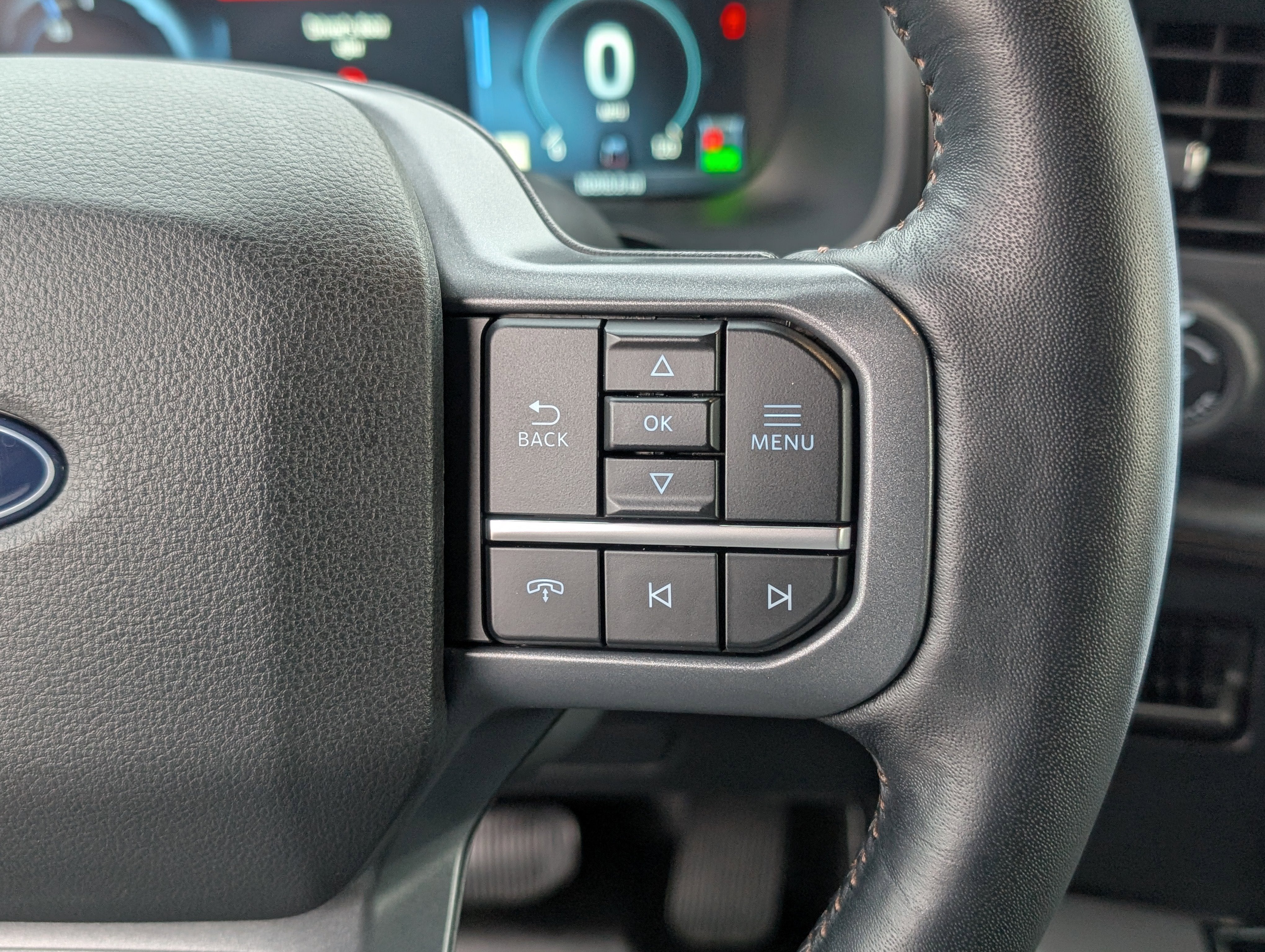 2024 Ford F-150 Lightning LARIAT