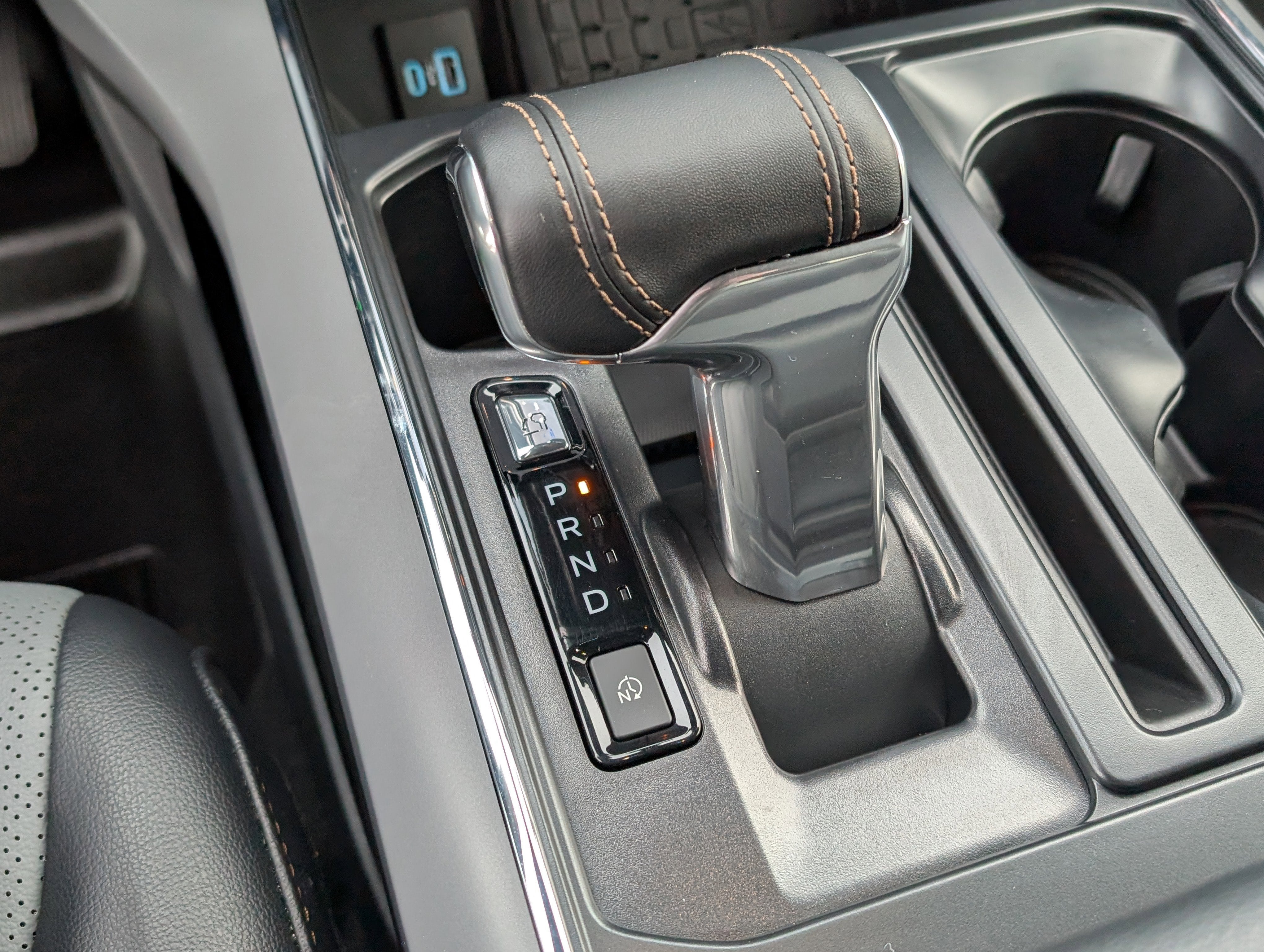 2024 Ford F-150 Lightning LARIAT