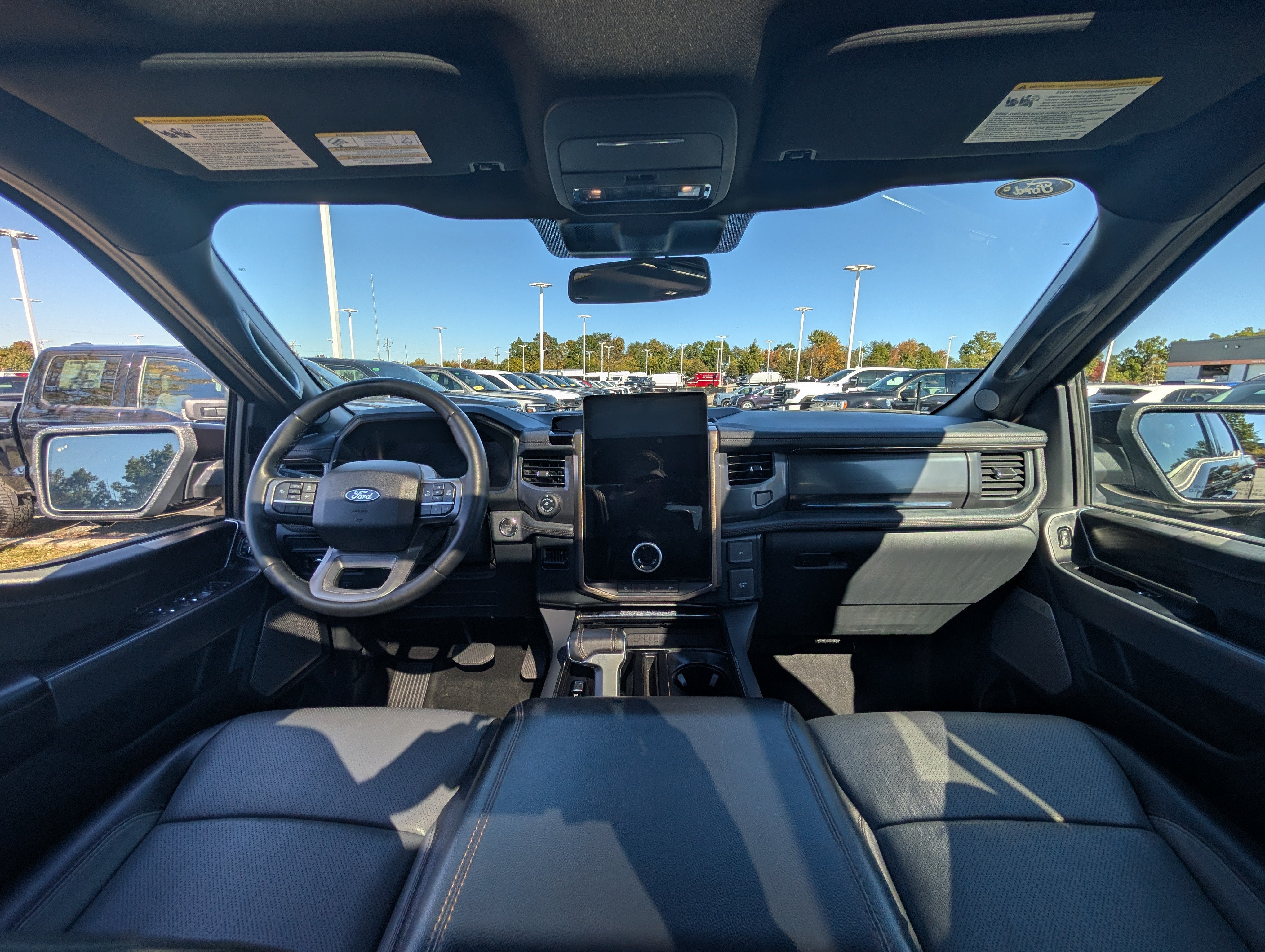 2025 Ford F-150 Lightning LARIAT