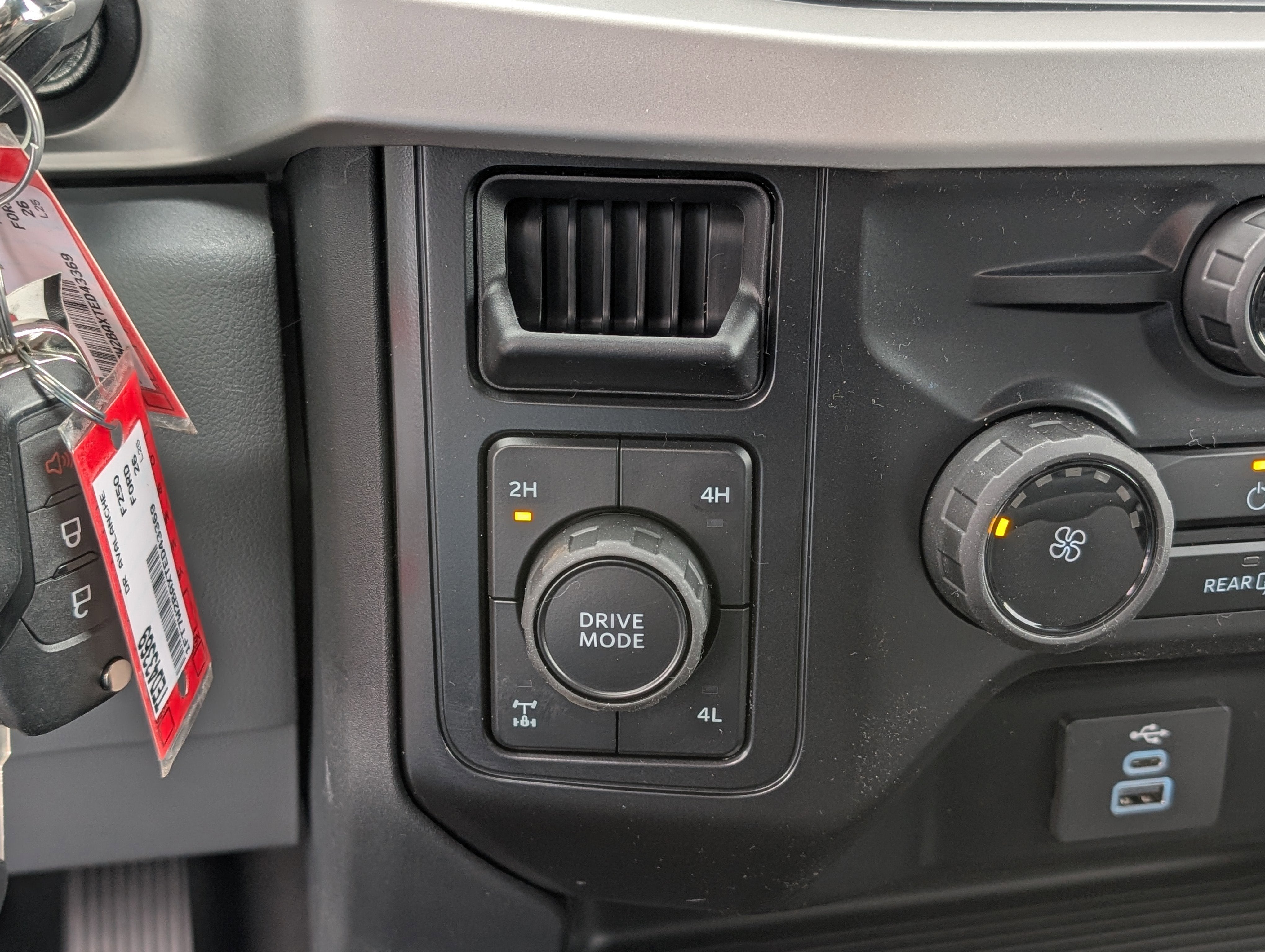 2026 Ford Super Duty F-250 SRW XL