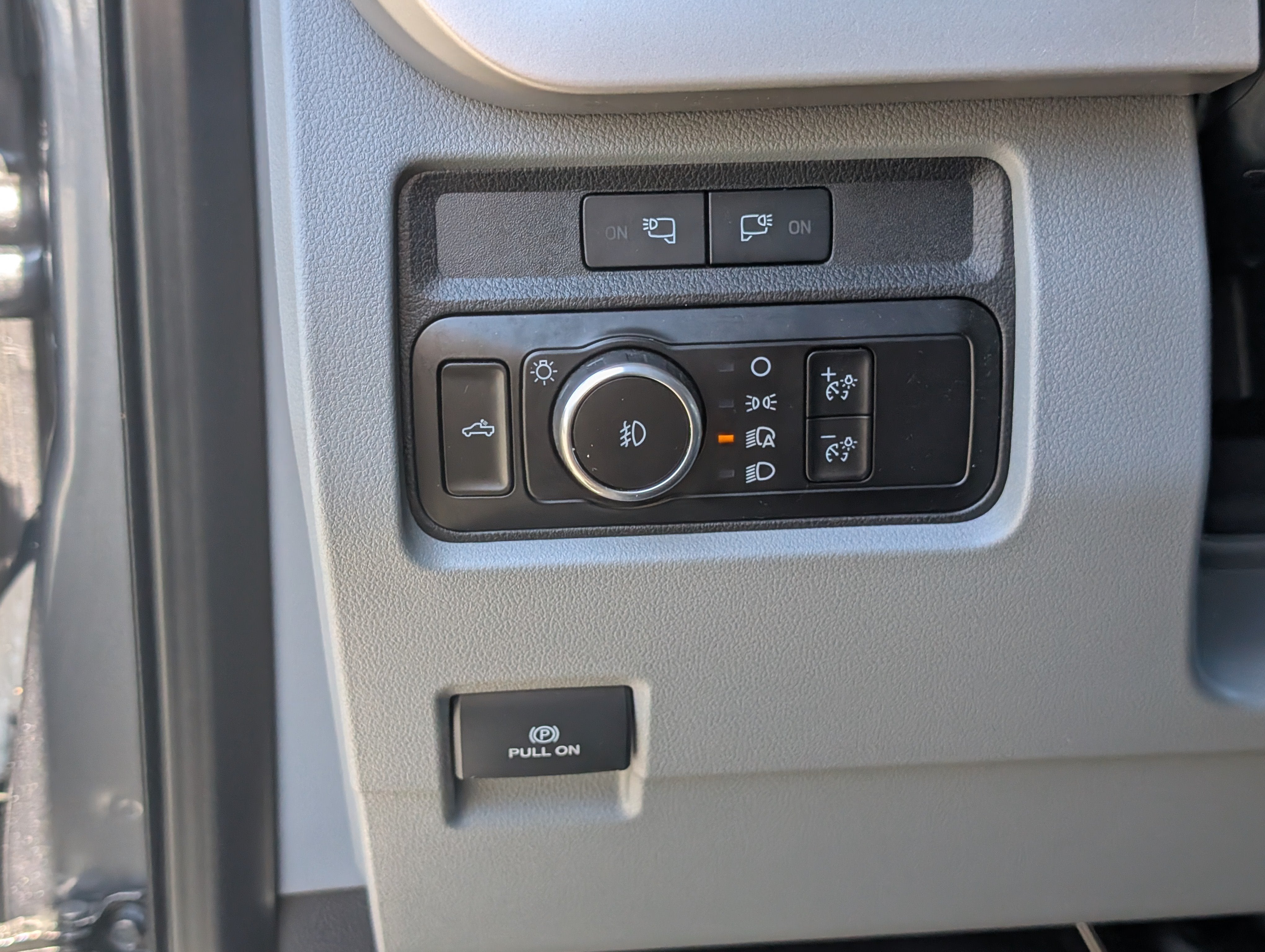2023 Ford Super Duty F-250 SRW XLT