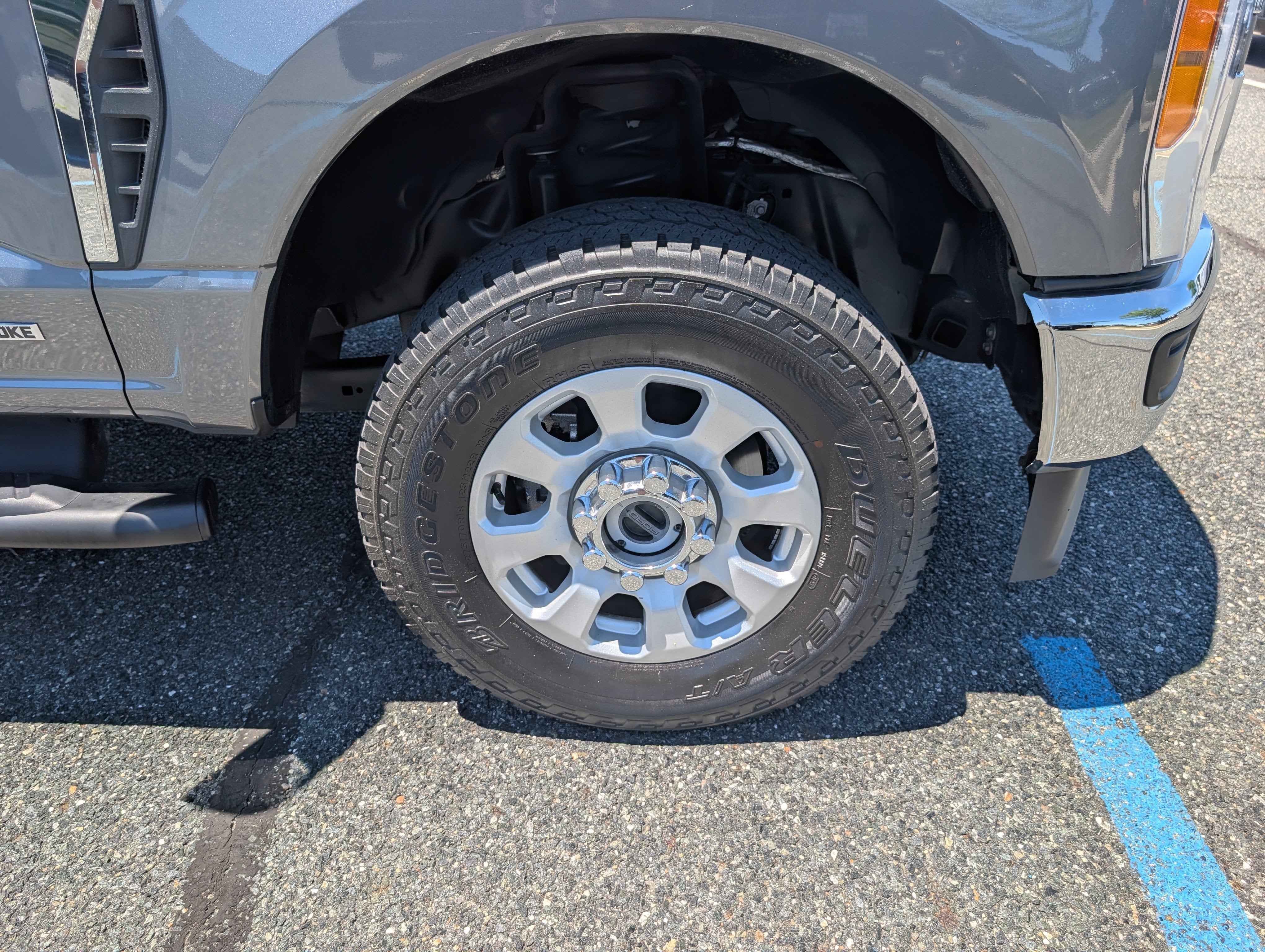 2023 Ford Super Duty F-250 SRW XLT