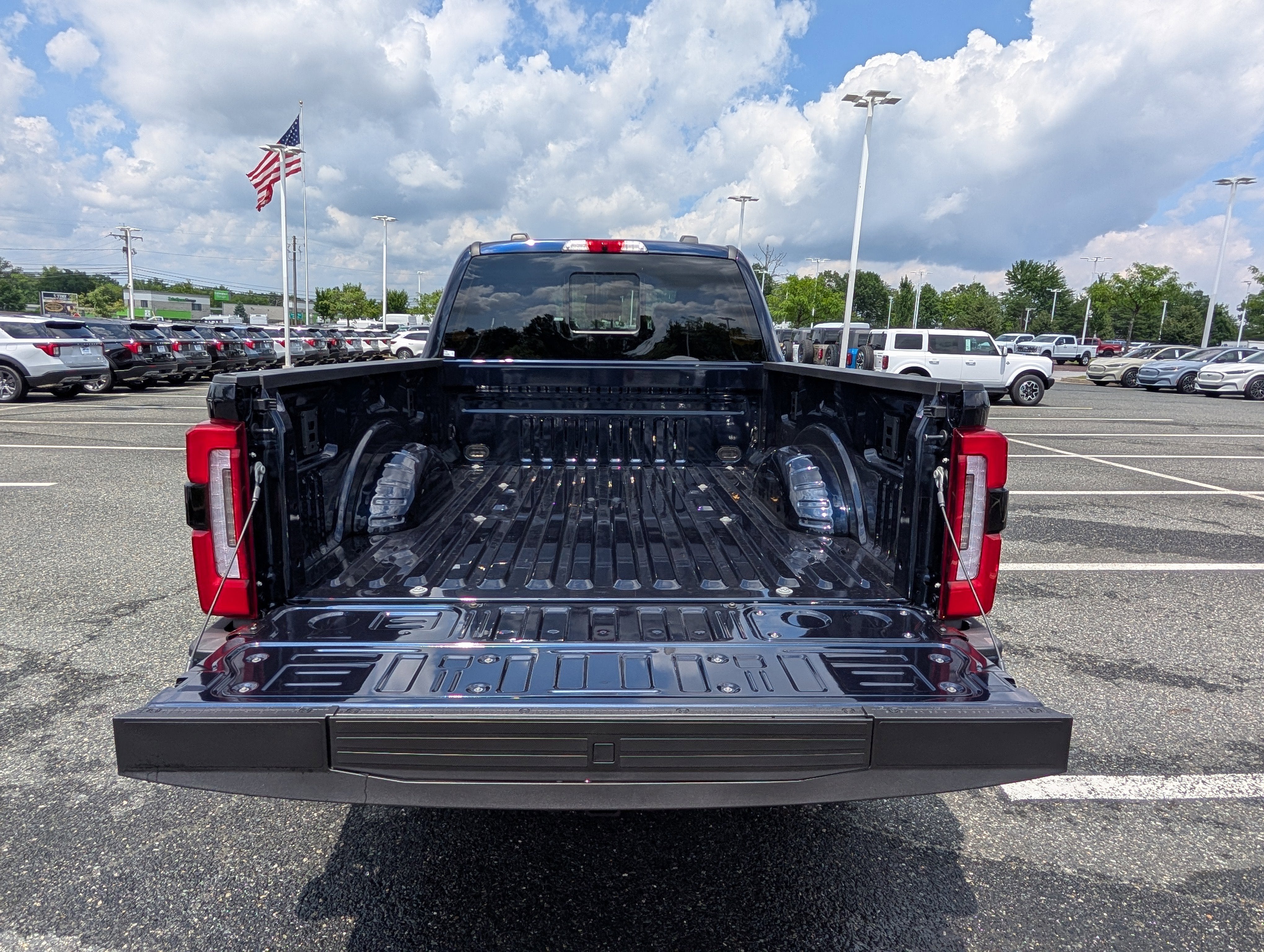 2025 Ford Super Duty F-250 SRW Platinum