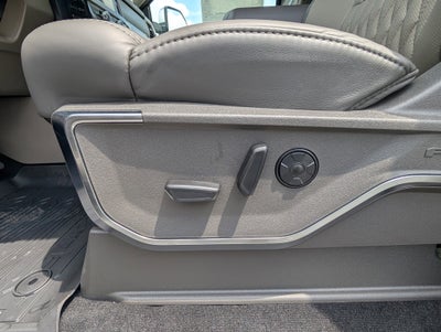 2025 Ford Super Duty F-250 SRW Platinum