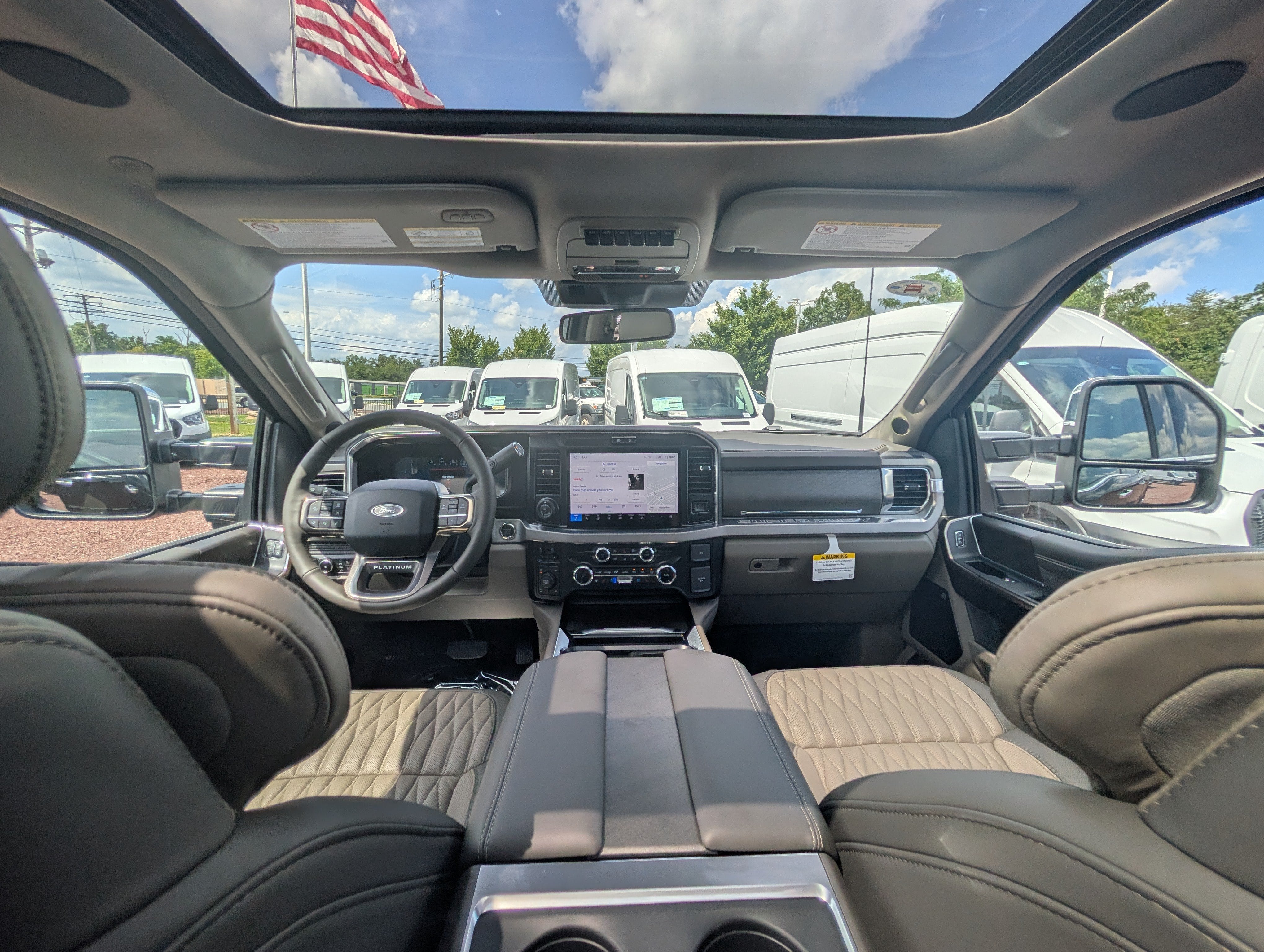 2026 Ford Super Duty F-250 SRW LARIAT