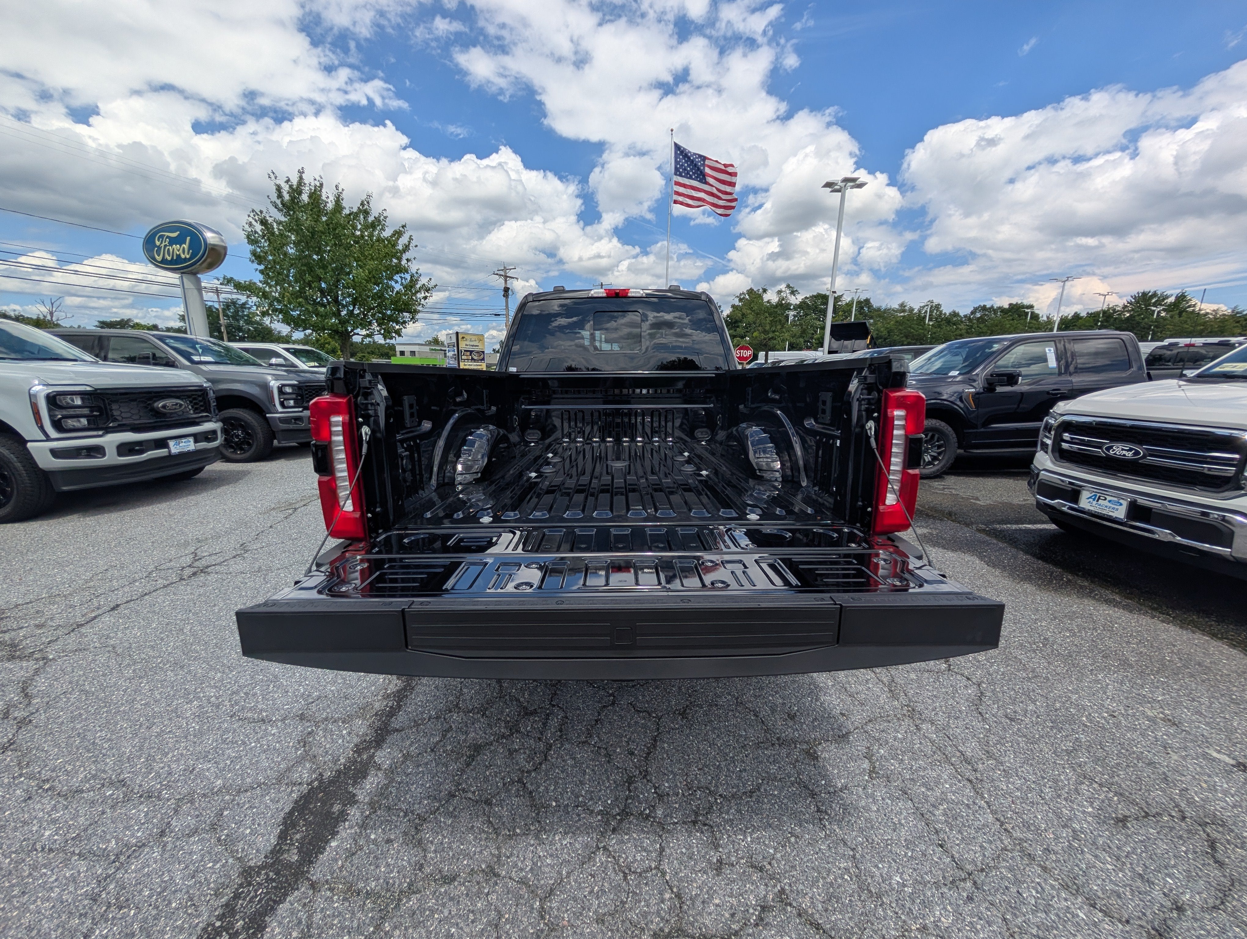 2026 Ford Super Duty F-250 SRW LARIAT