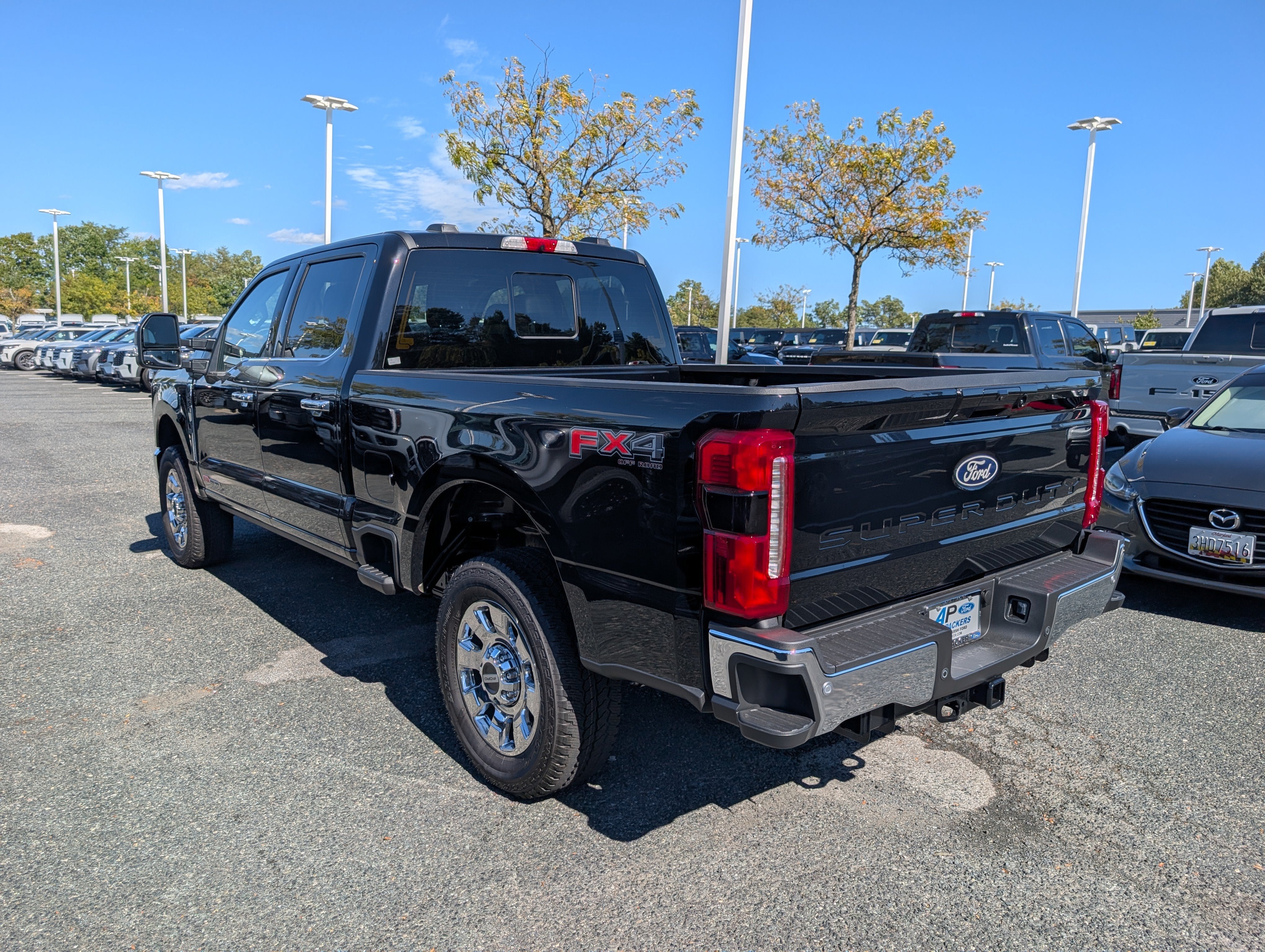 2027 Ford Super Duty F-250 SRW LARIAT