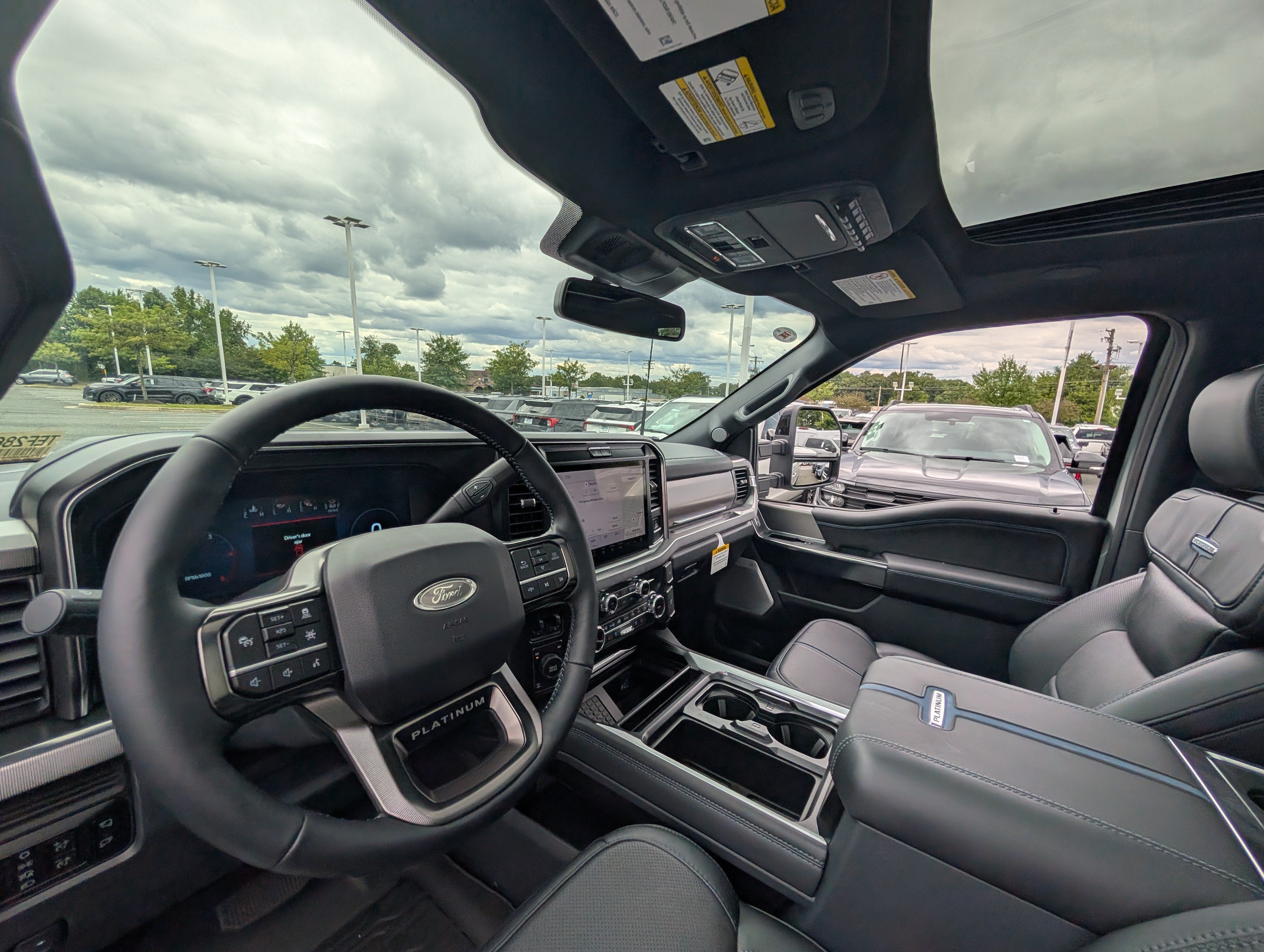 2026 Ford Super Duty F-250 SRW Platinum