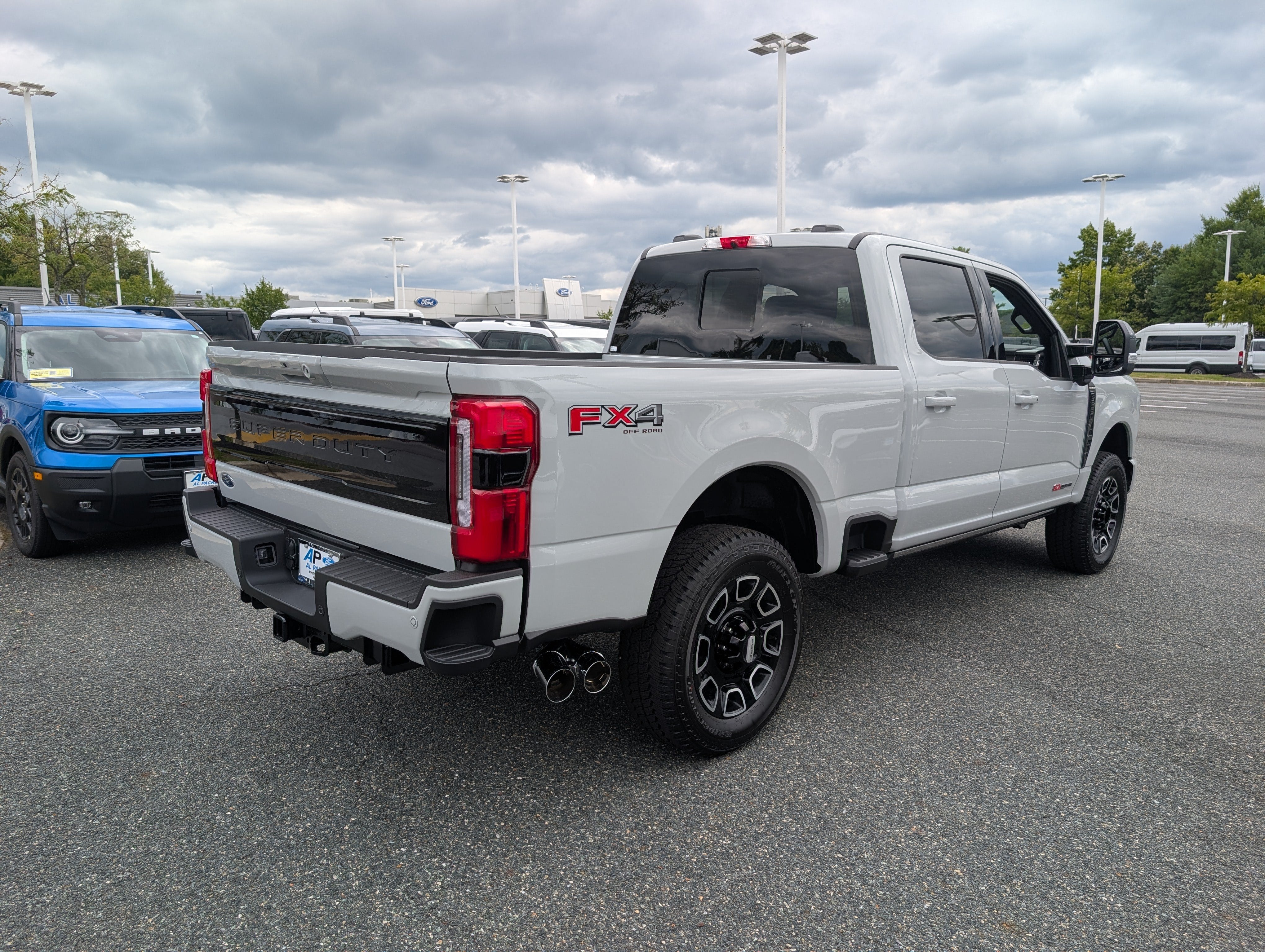 2026 Ford Super Duty F-250 SRW Platinum