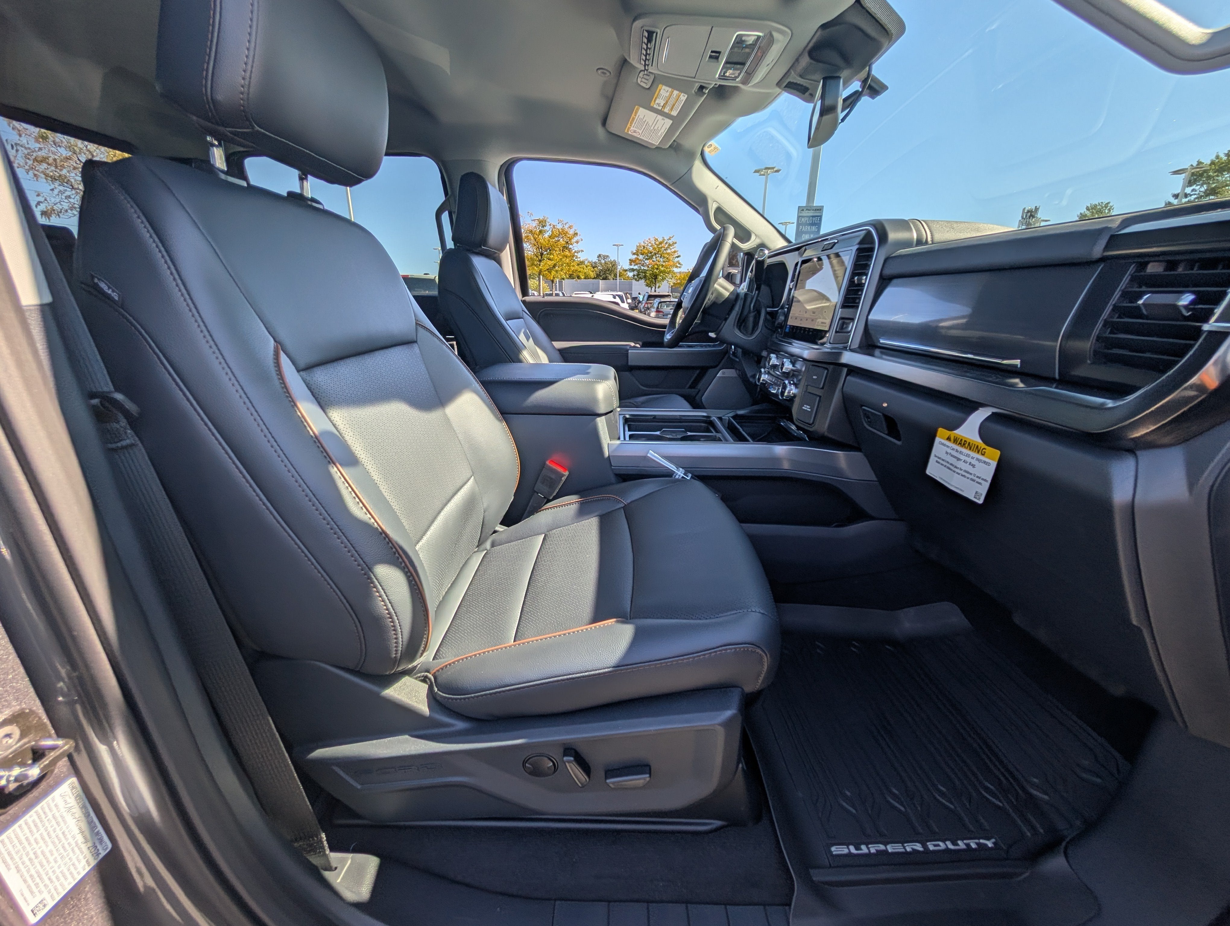 2027 Ford Super Duty F-250 SRW LARIAT