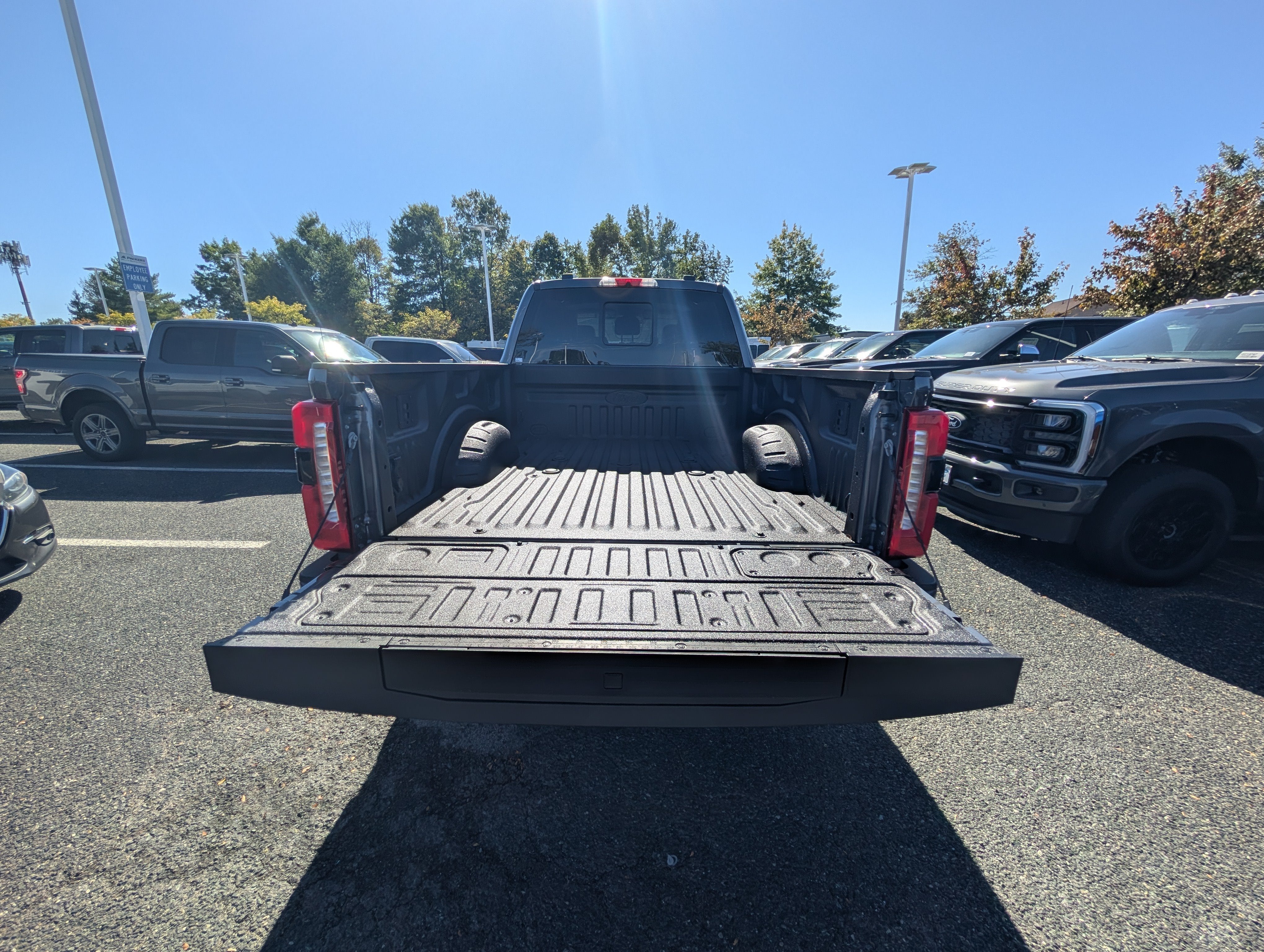 2027 Ford Super Duty F-250 SRW LARIAT