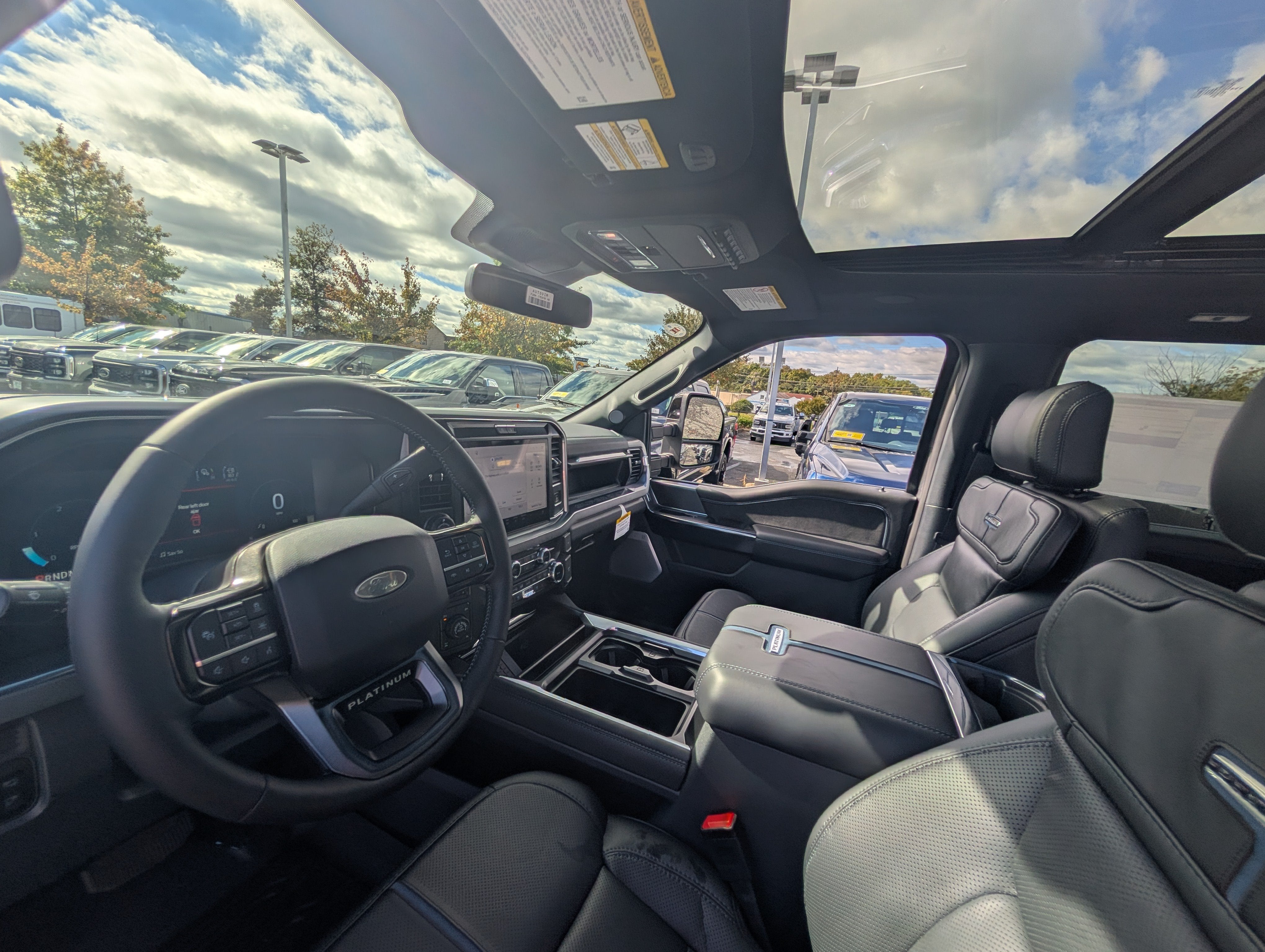 2027 Ford Super Duty F-250 SRW Platinum
