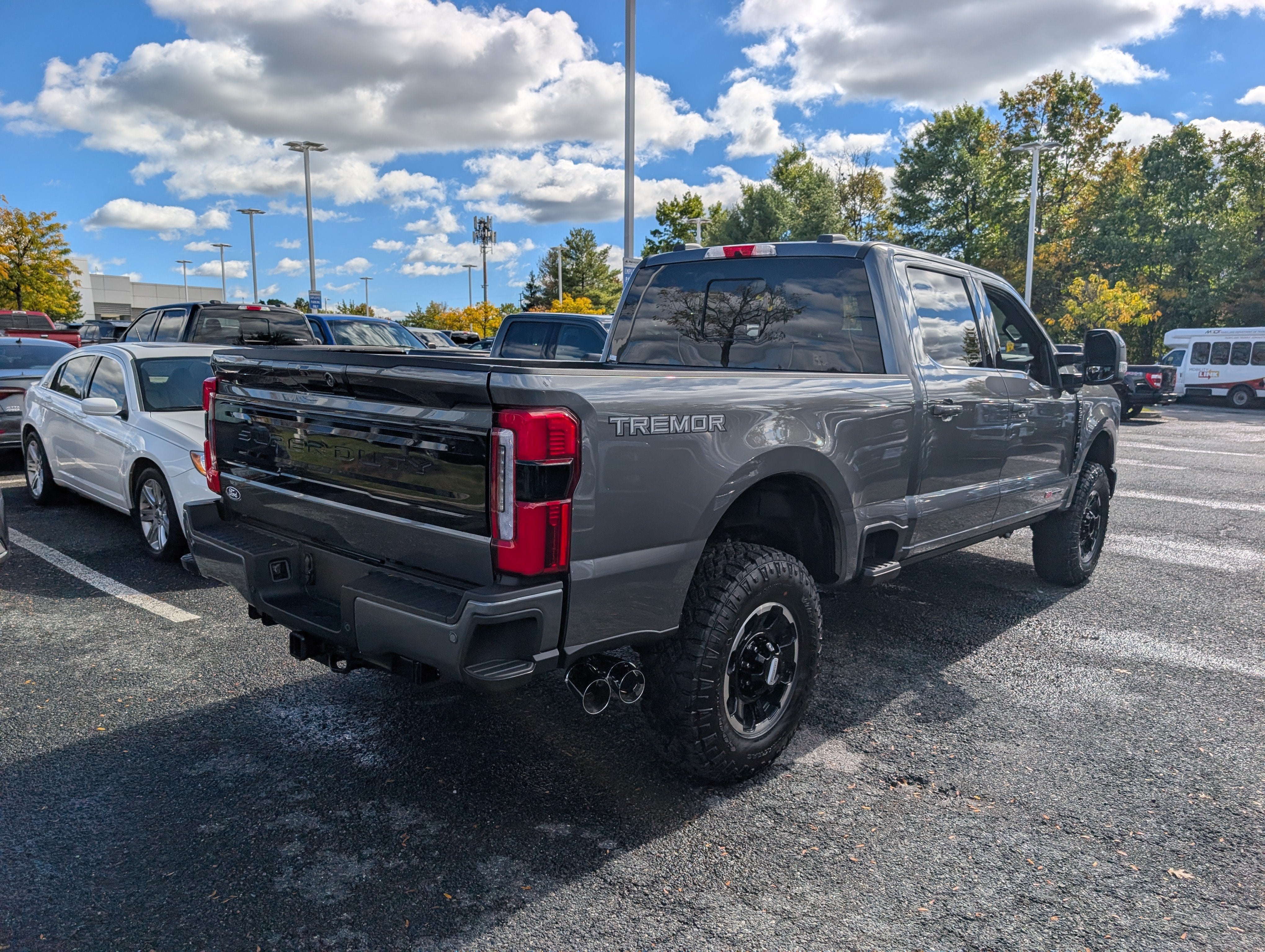 2027 Ford Super Duty F-250 SRW Platinum