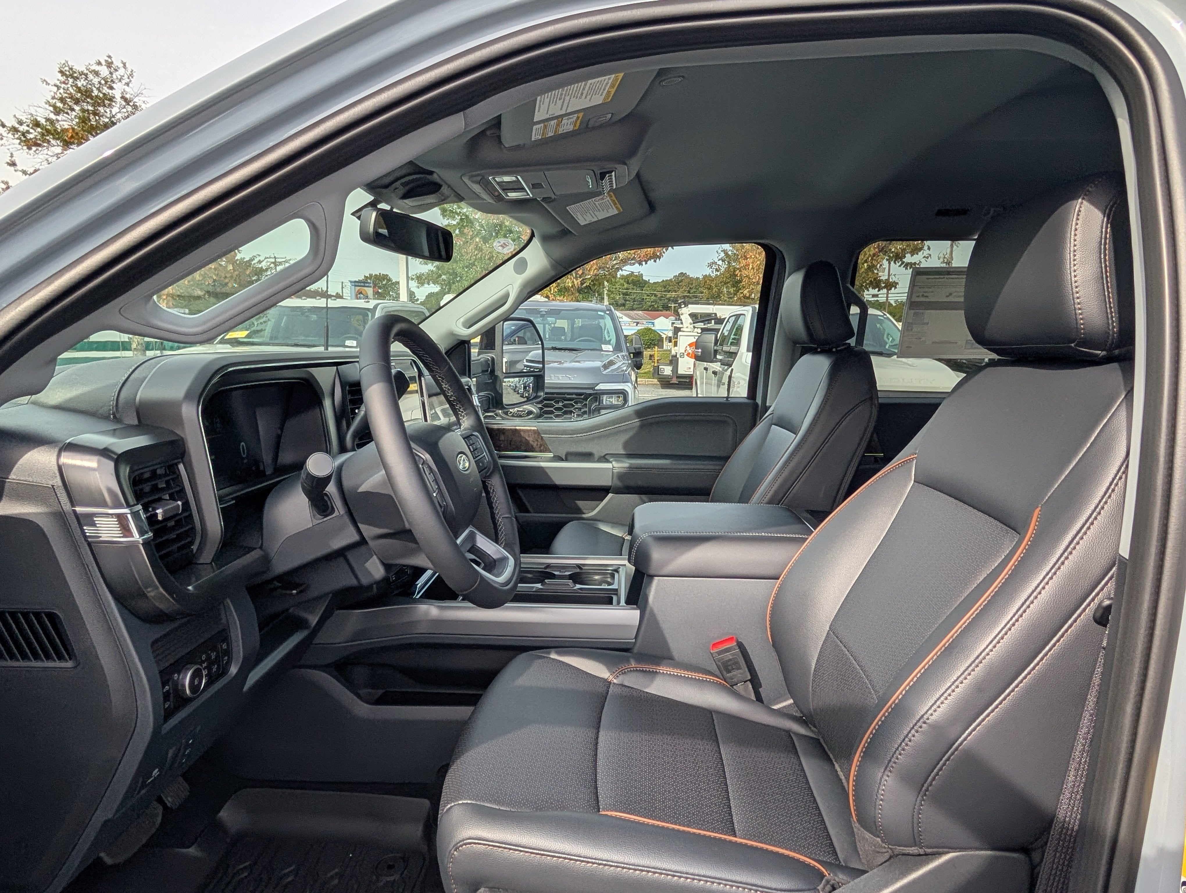 2027 Ford Super Duty F-250 SRW LARIAT