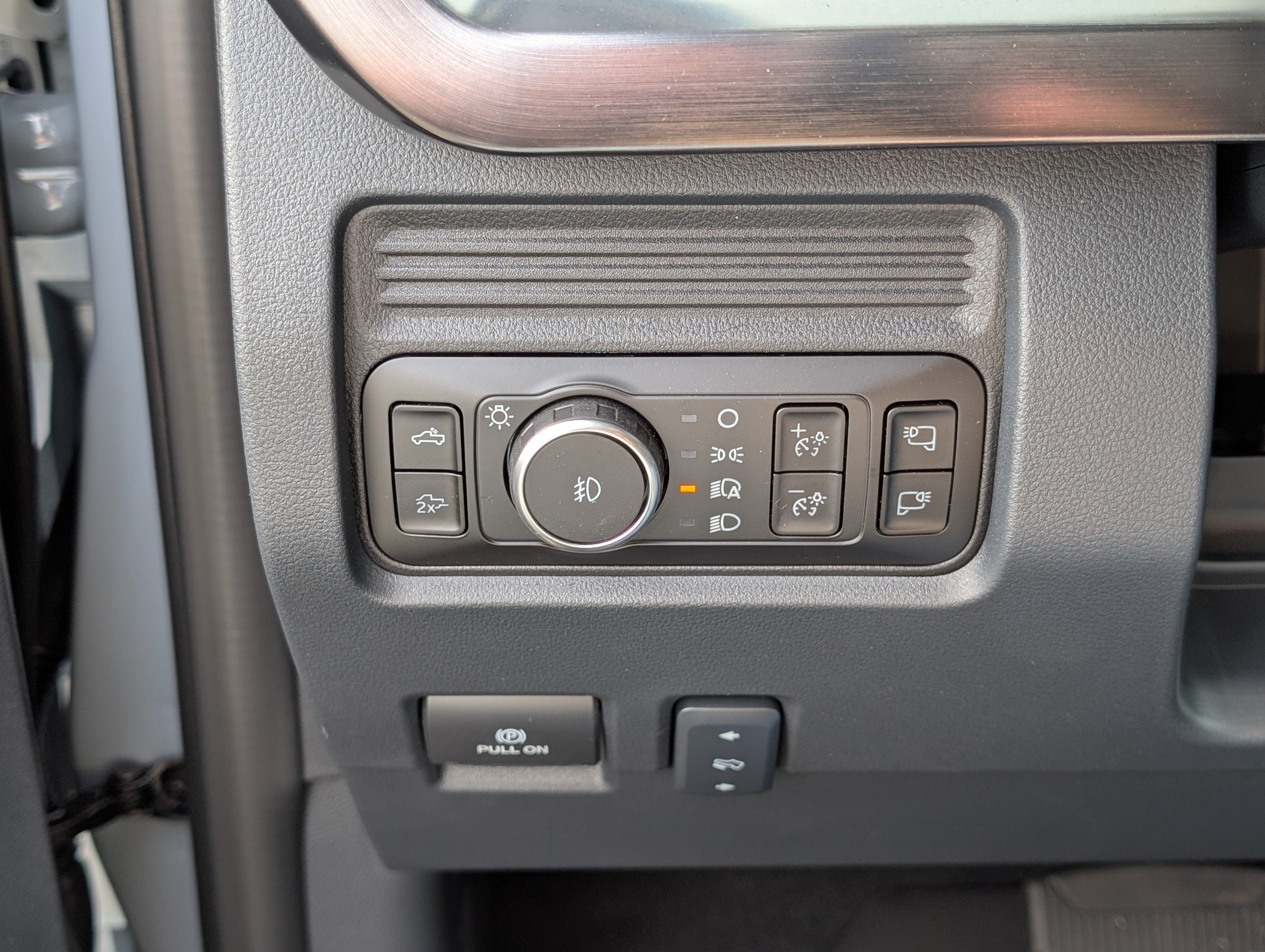 2027 Ford Super Duty F-250 SRW LARIAT