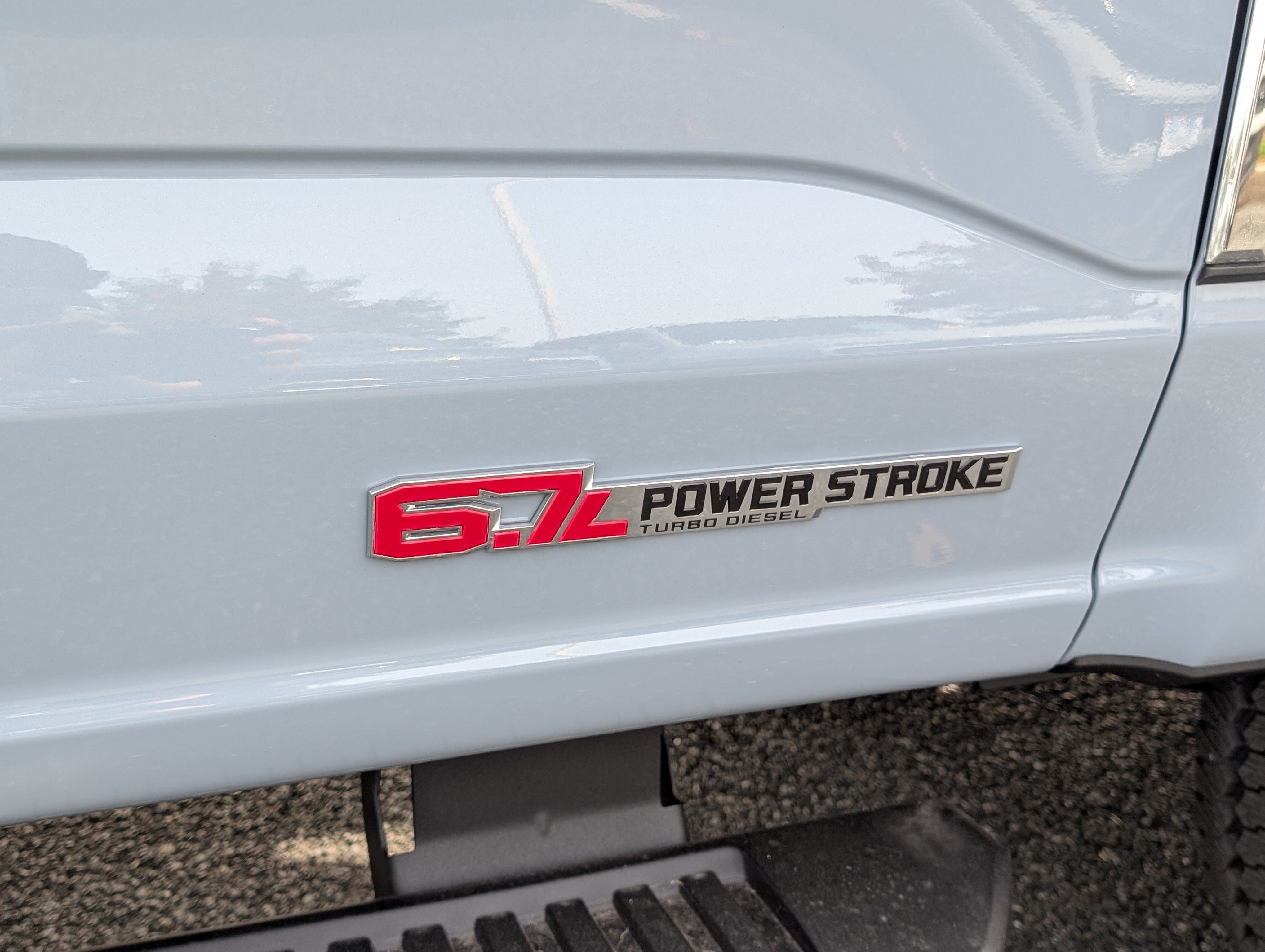 2027 Ford Super Duty F-250 SRW LARIAT