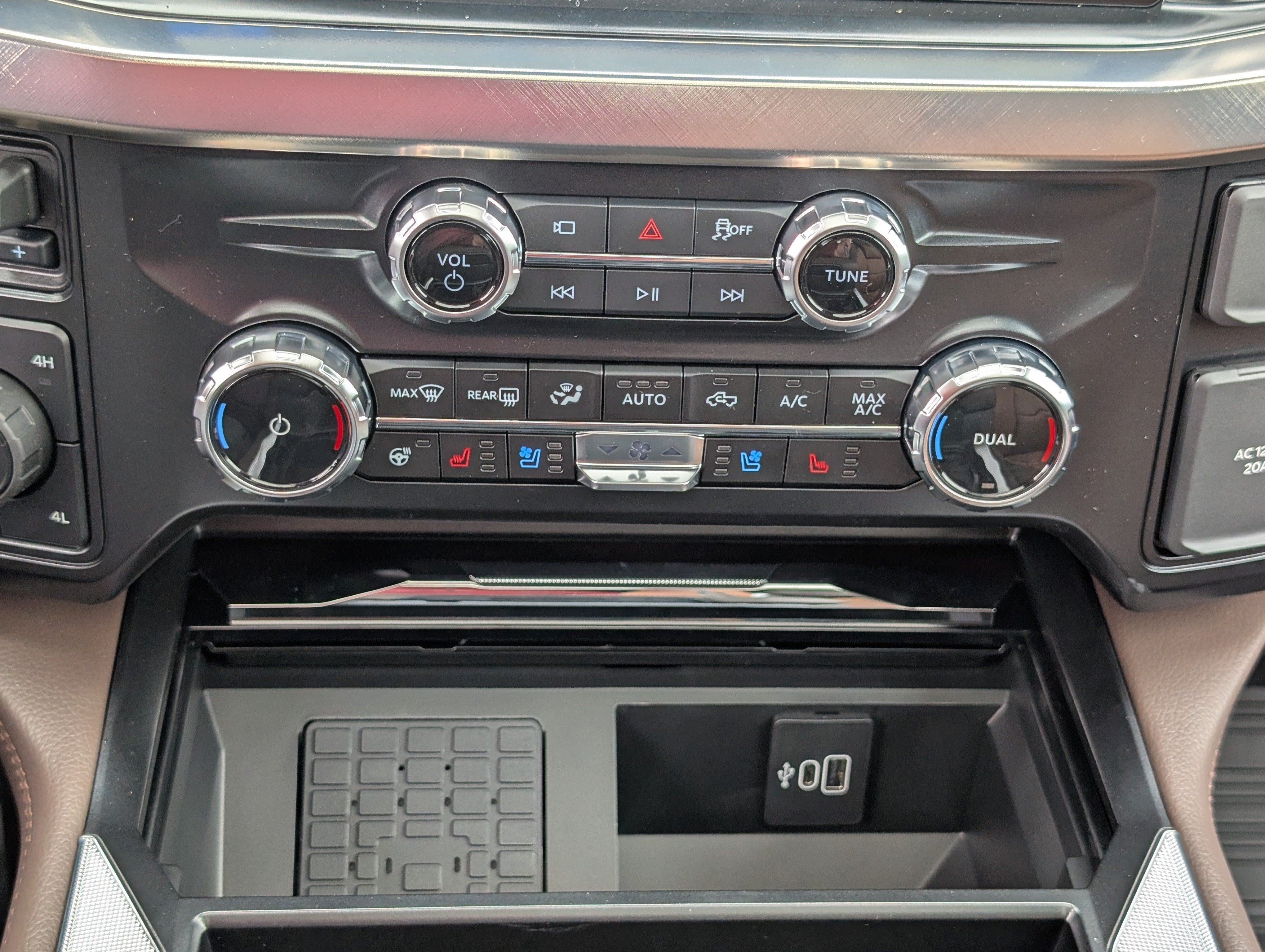 2027 Ford Super Duty F-250 SRW King Ranch