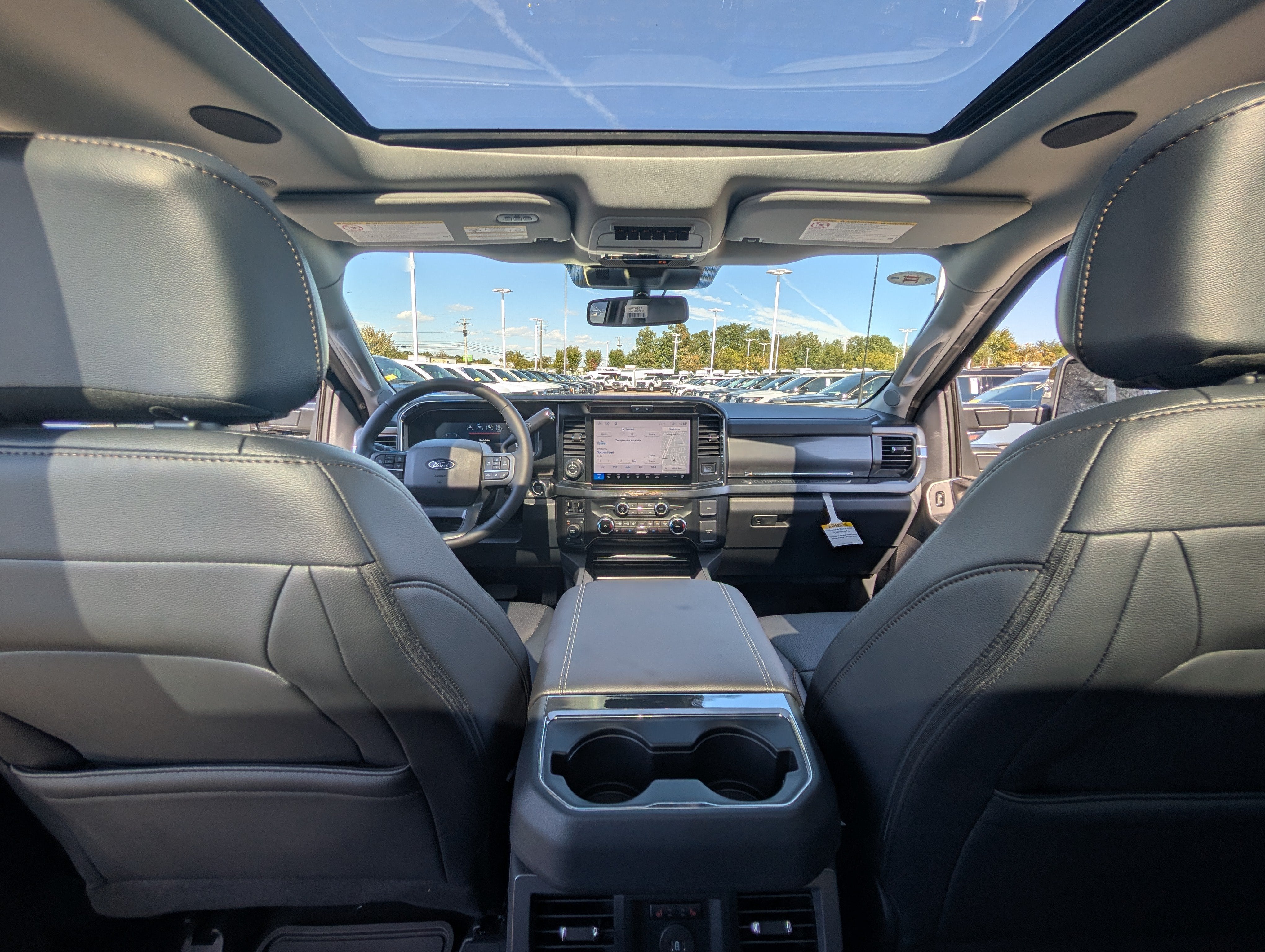 2027 Ford Super Duty F-250 SRW LARIAT