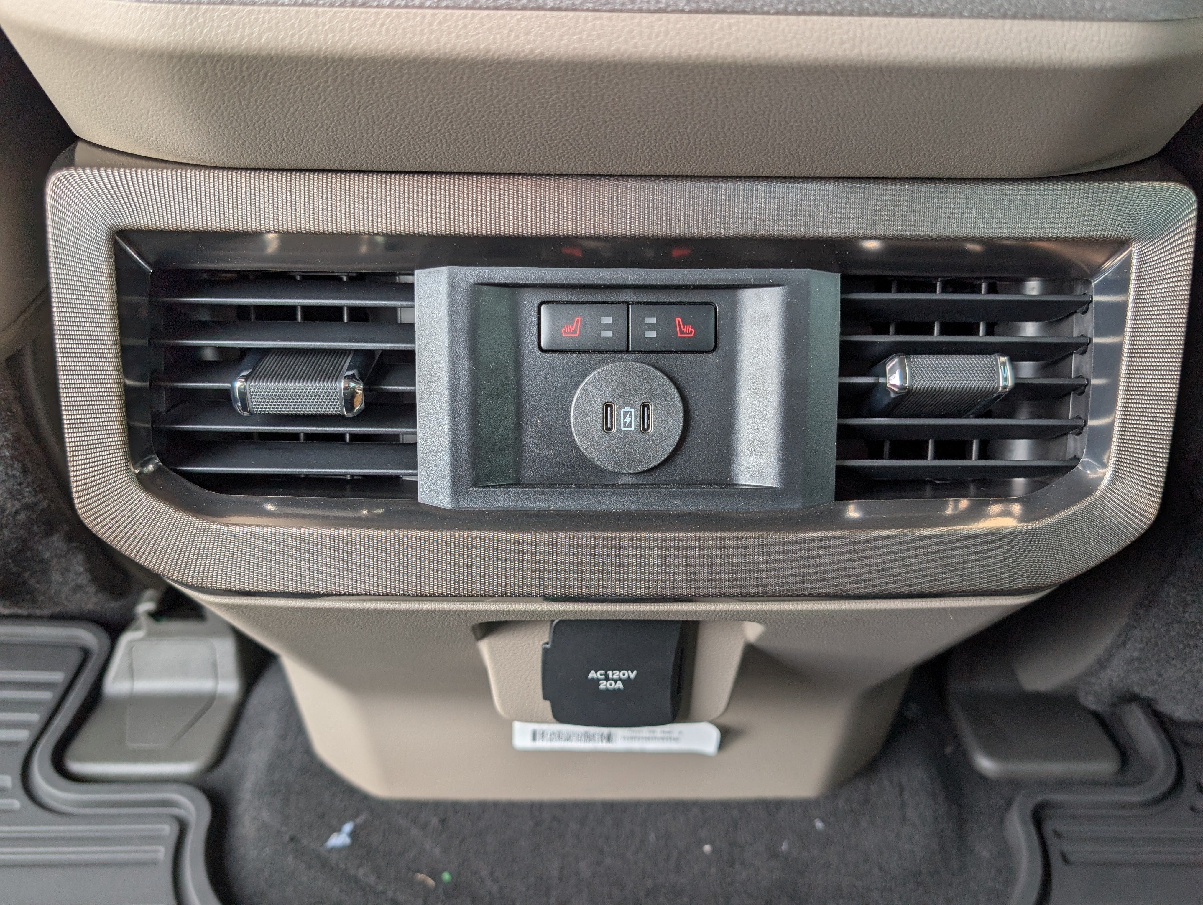 2027 Ford Super Duty F-250 SRW Platinum
