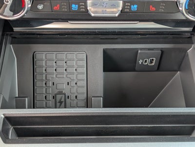 2027 Ford Super Duty F-250 SRW Platinum