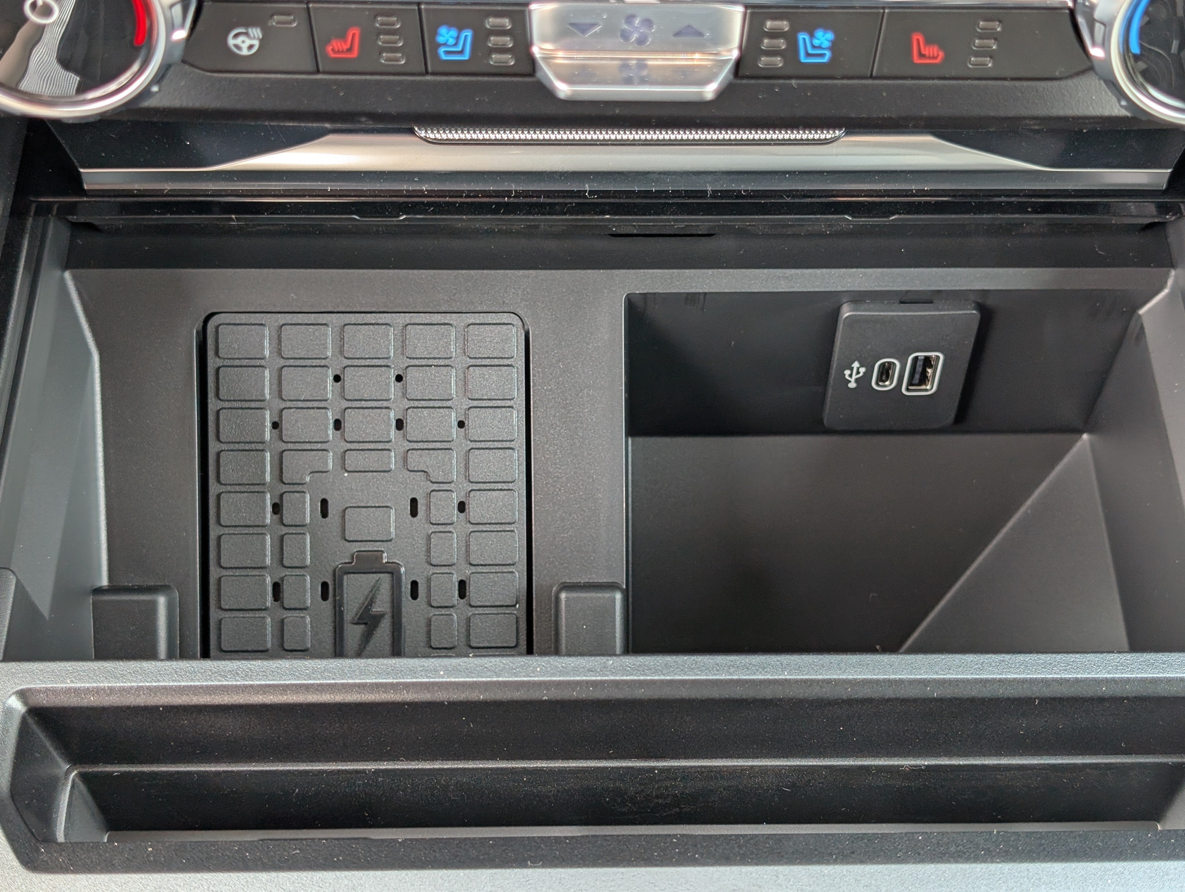 2027 Ford Super Duty F-250 SRW Platinum