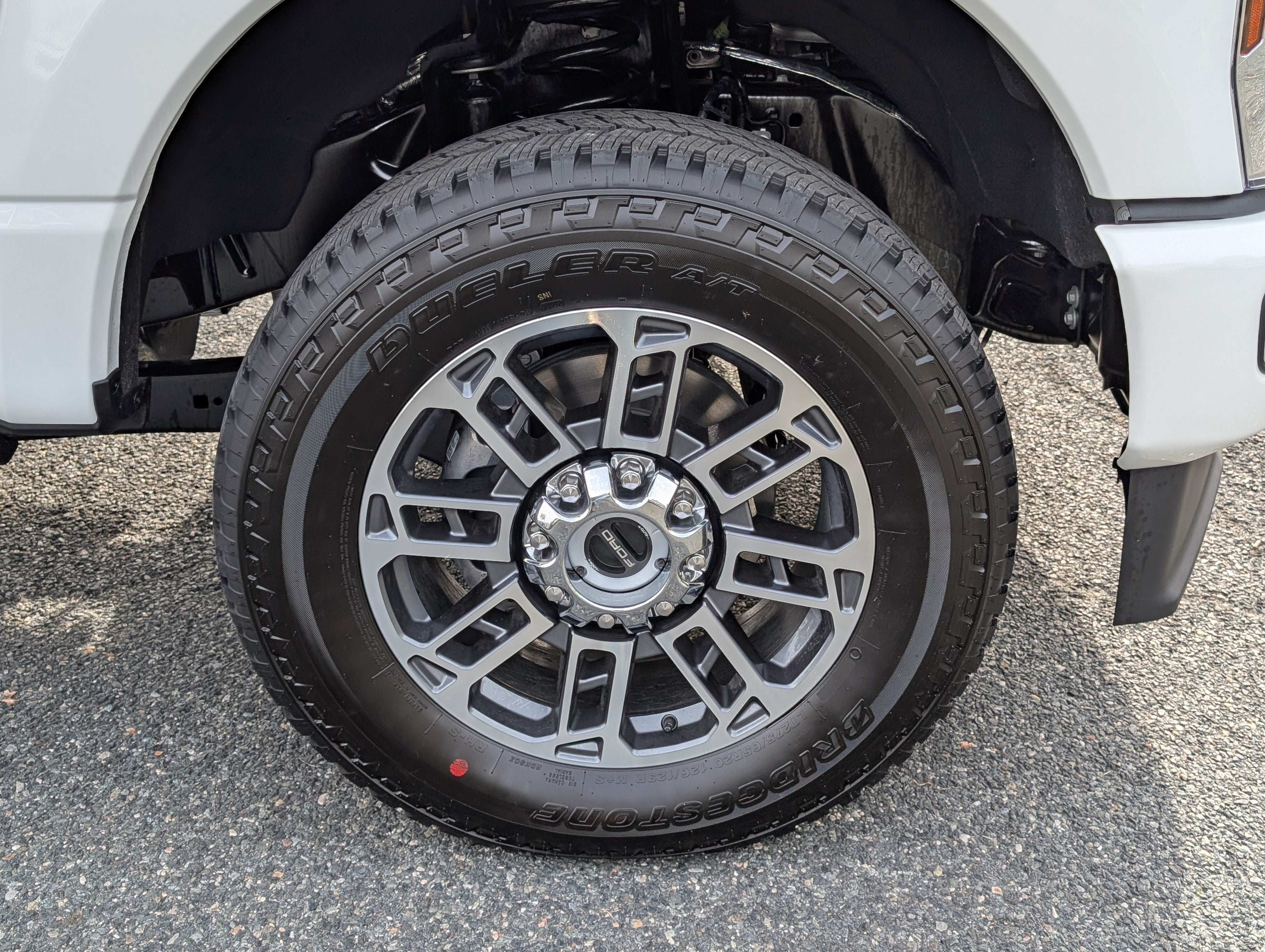 2027 Ford Super Duty F-250 SRW Platinum