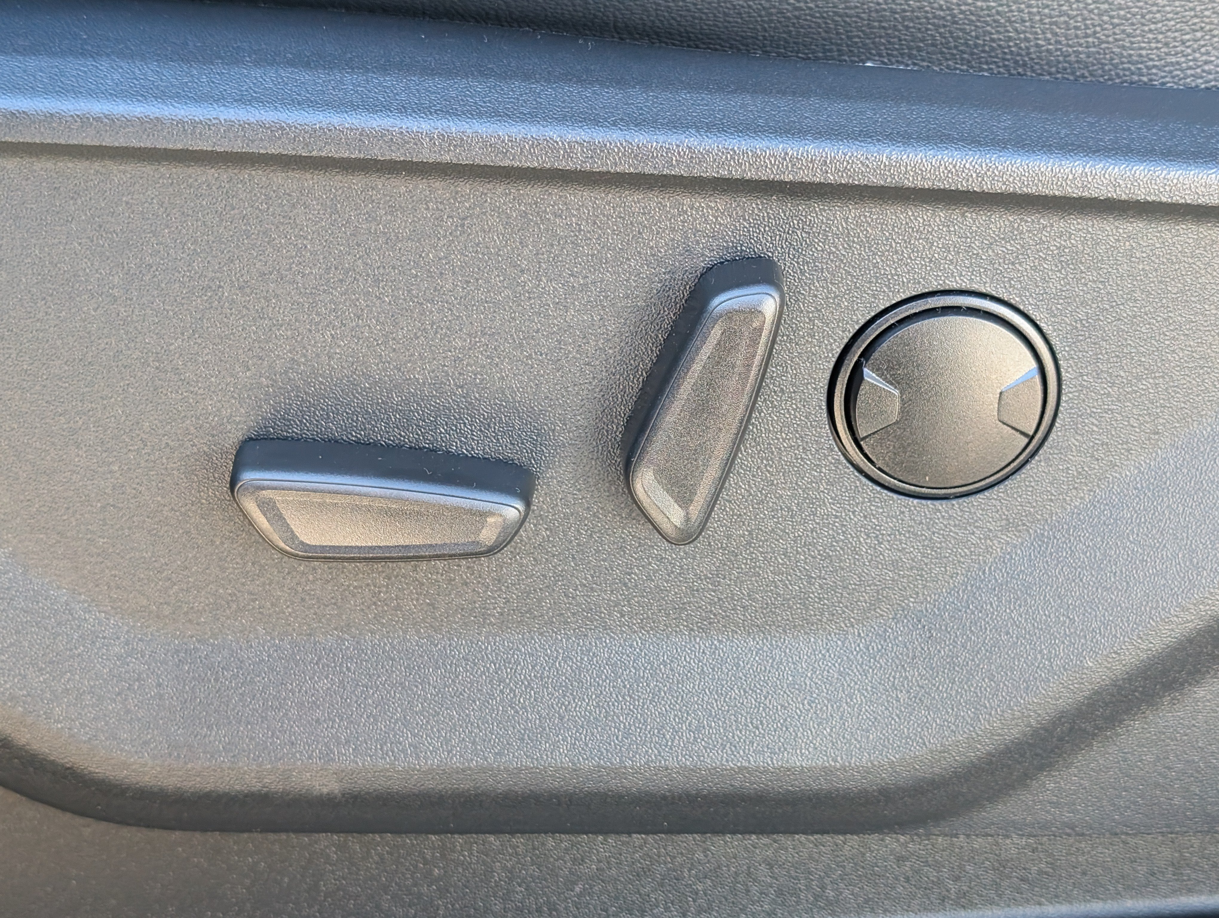 2027 Ford Super Duty F-250 SRW LARIAT