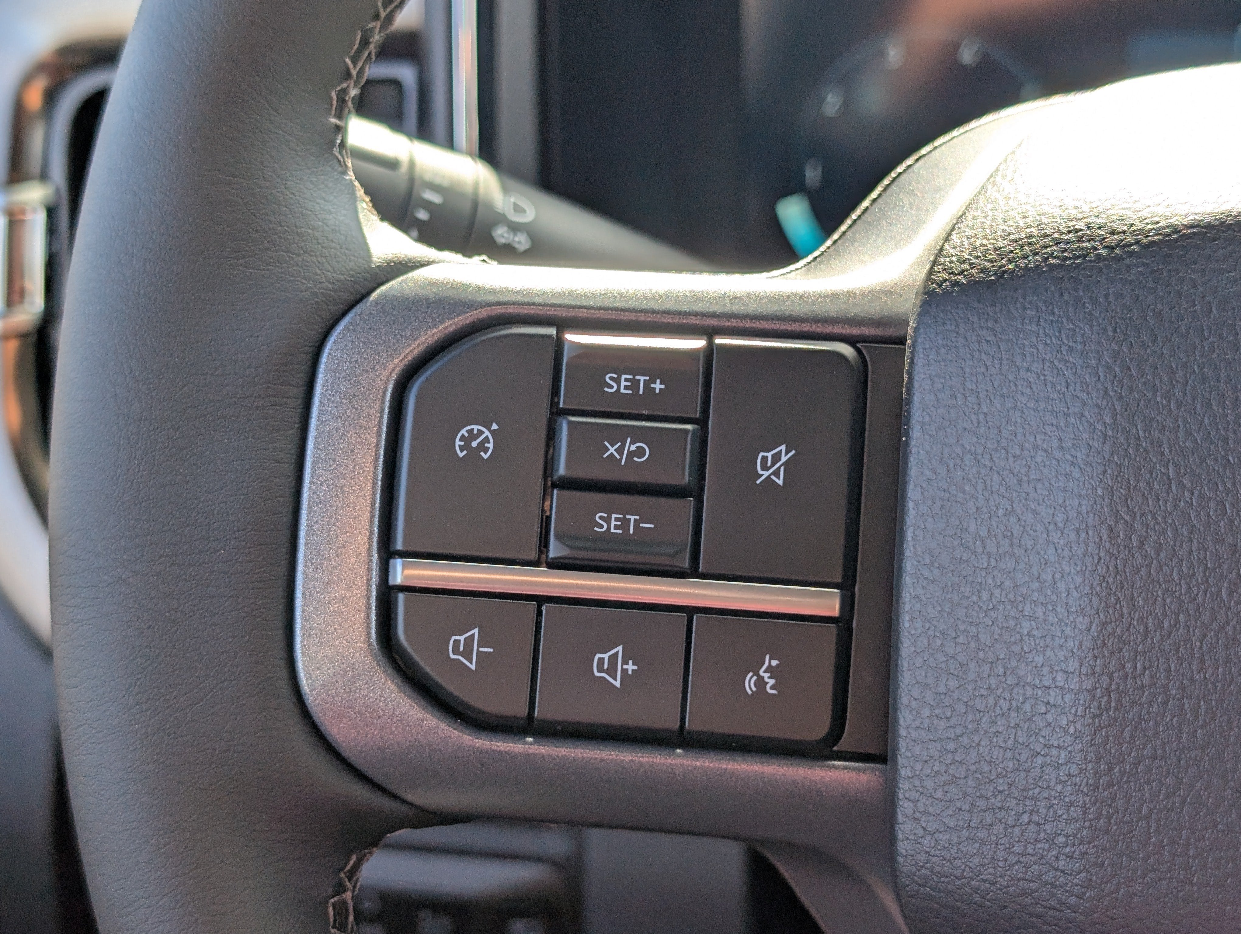 2027 Ford Super Duty F-250 SRW LARIAT