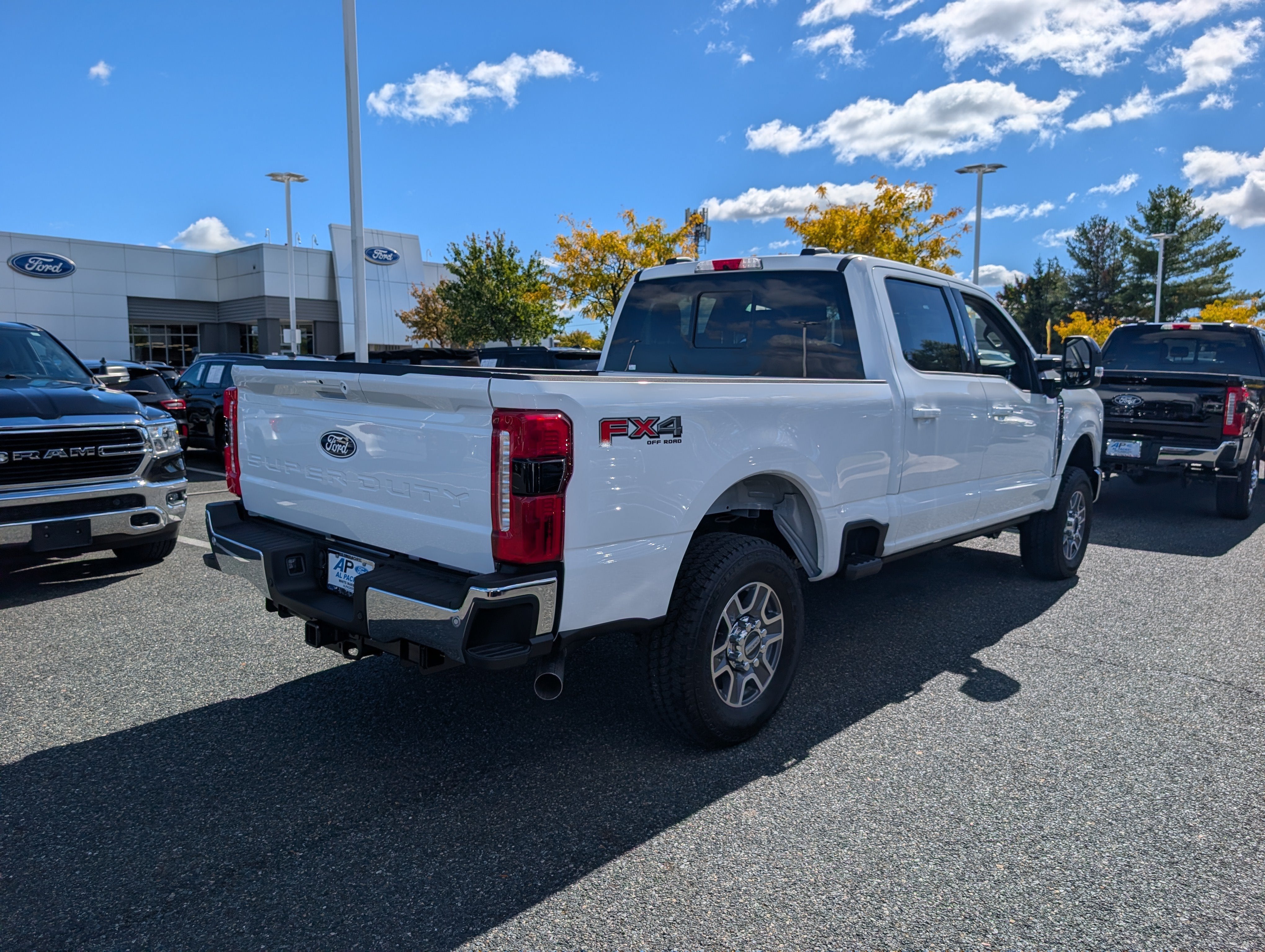 2027 Ford Super Duty F-250 SRW LARIAT
